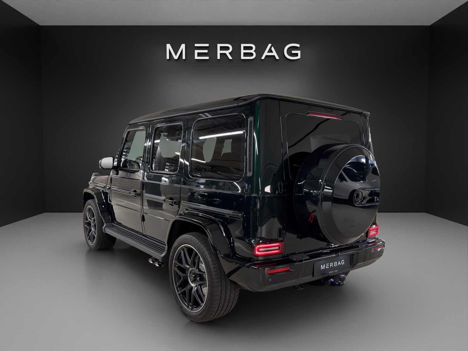 MERCEDES-BENZ G 63 AMG 9G-Tronic-image-4