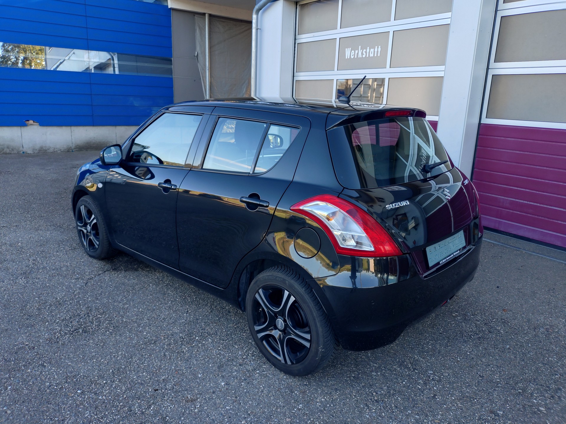 SUZUKI Swift 1.2i 16V Compact+ Automatic-image-4