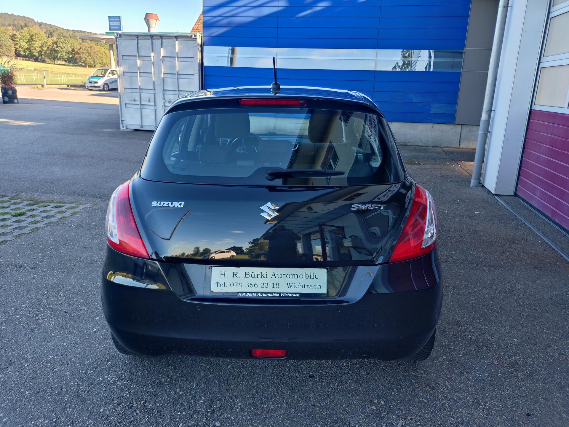 SUZUKI Swift 1.2i 16V Compact+ Automatic-image-5