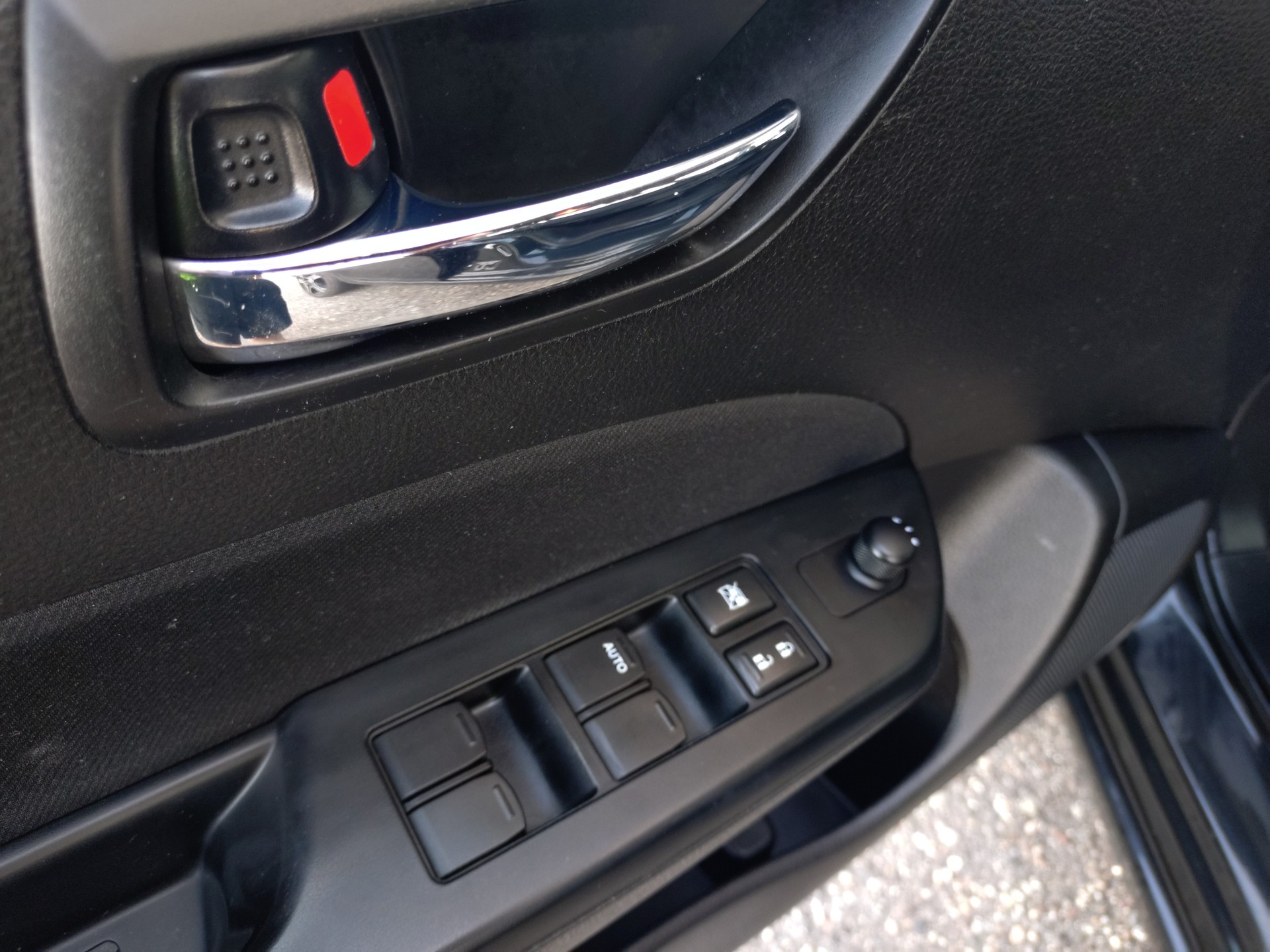 SUZUKI Swift 1.2i 16V Compact+ Automatic-image-11