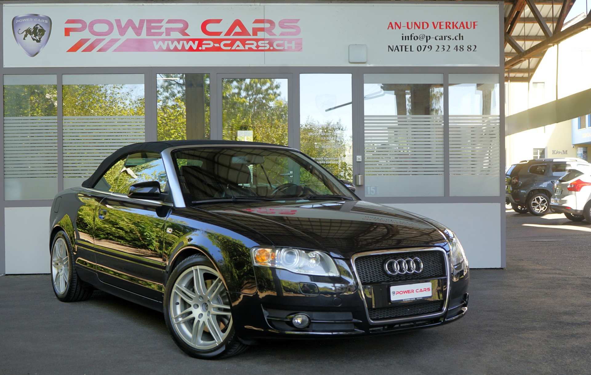 AUDI A4 Cabriolet 3.2 FSI quattro S-Line-image-3