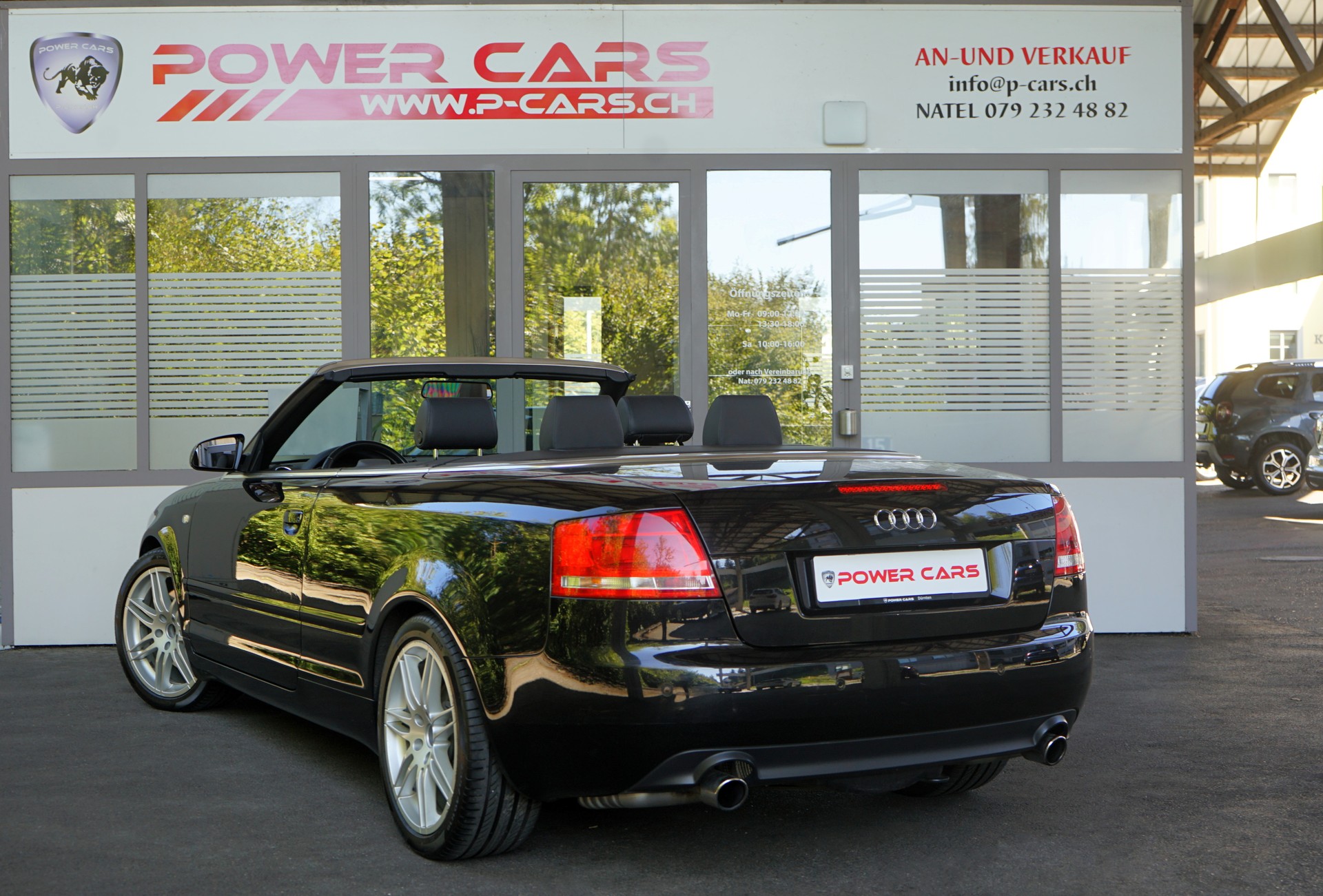 AUDI A4 Cabriolet 3.2 FSI quattro S-Line-image-1
