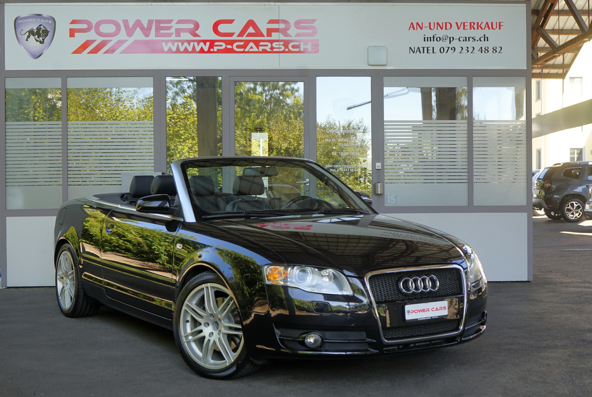 AUDI A4 Cabriolet 3.2 FSI quattro S-Line-image-0