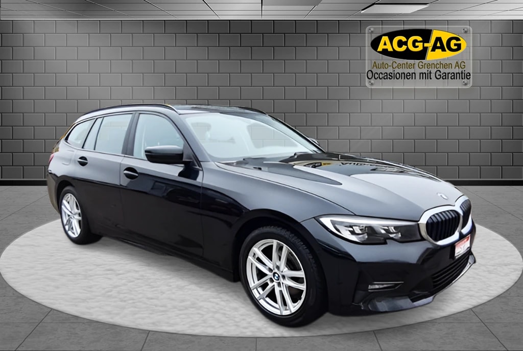 BMW 320d xDrive Touring Steptronic ** Gr-Navi ** RF-Kamera ** Totwinkel-Assistent ** Sitzheizung ** PDC V+H ** Ab MFK & Service-image-0