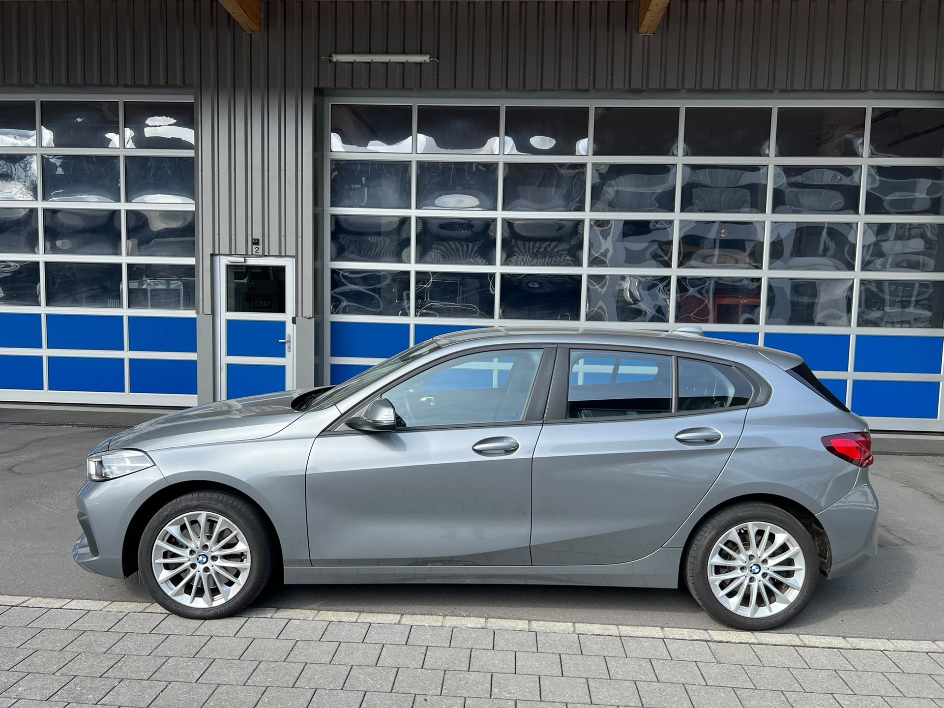 BMW 120d xDrive Steptronic-image-3
