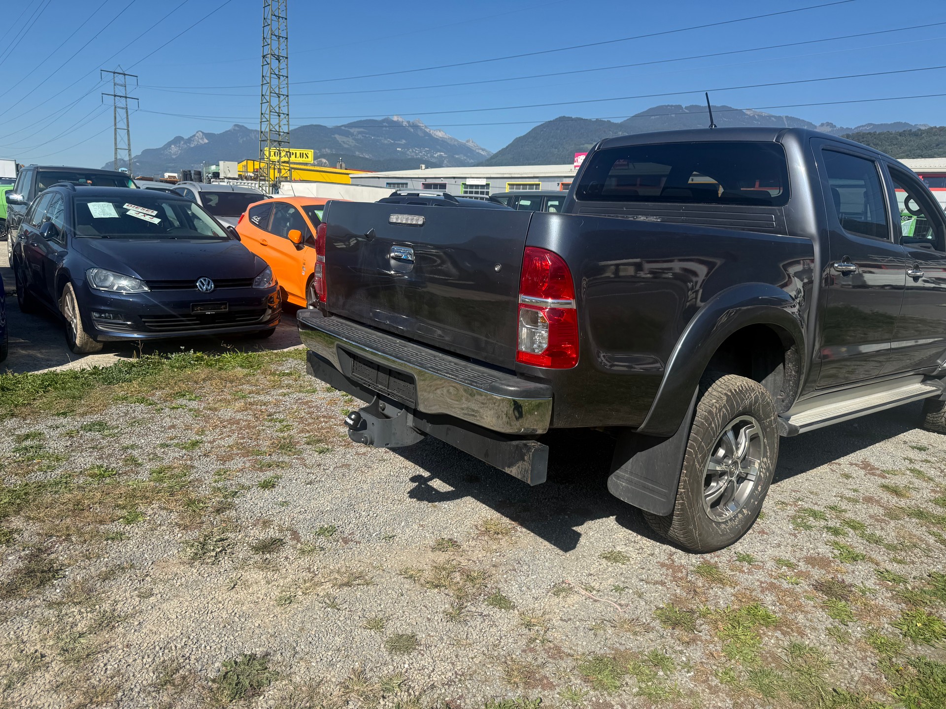 TOYOTA Hilux 3.0 DoubleCab LineaSol A-image-4
