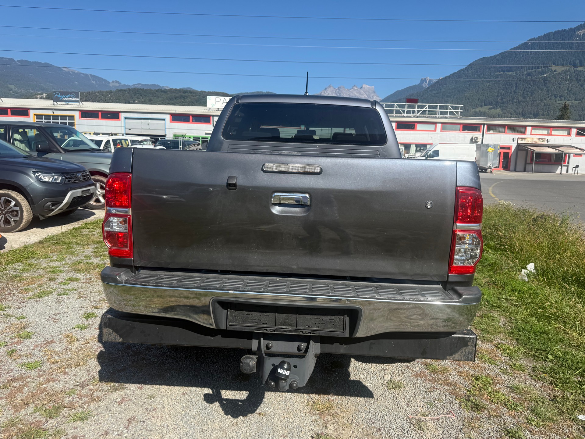 TOYOTA Hilux 3.0 DoubleCab LineaSol A-image-5