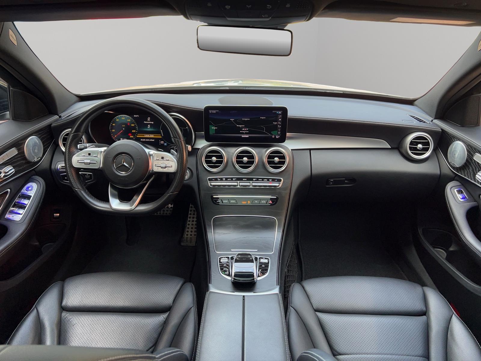 MERCEDES-BENZ C 300 d AMG Line 4Matic 9G-Tronic-image-13