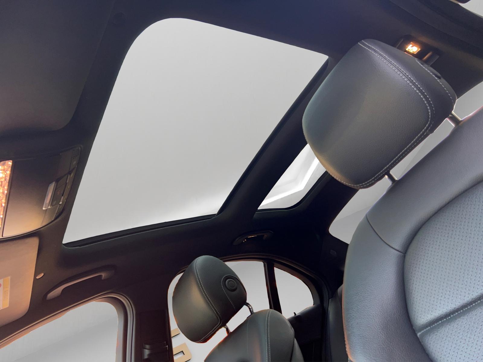 MERCEDES-BENZ C 300 d AMG Line 4Matic 9G-Tronic-image-23