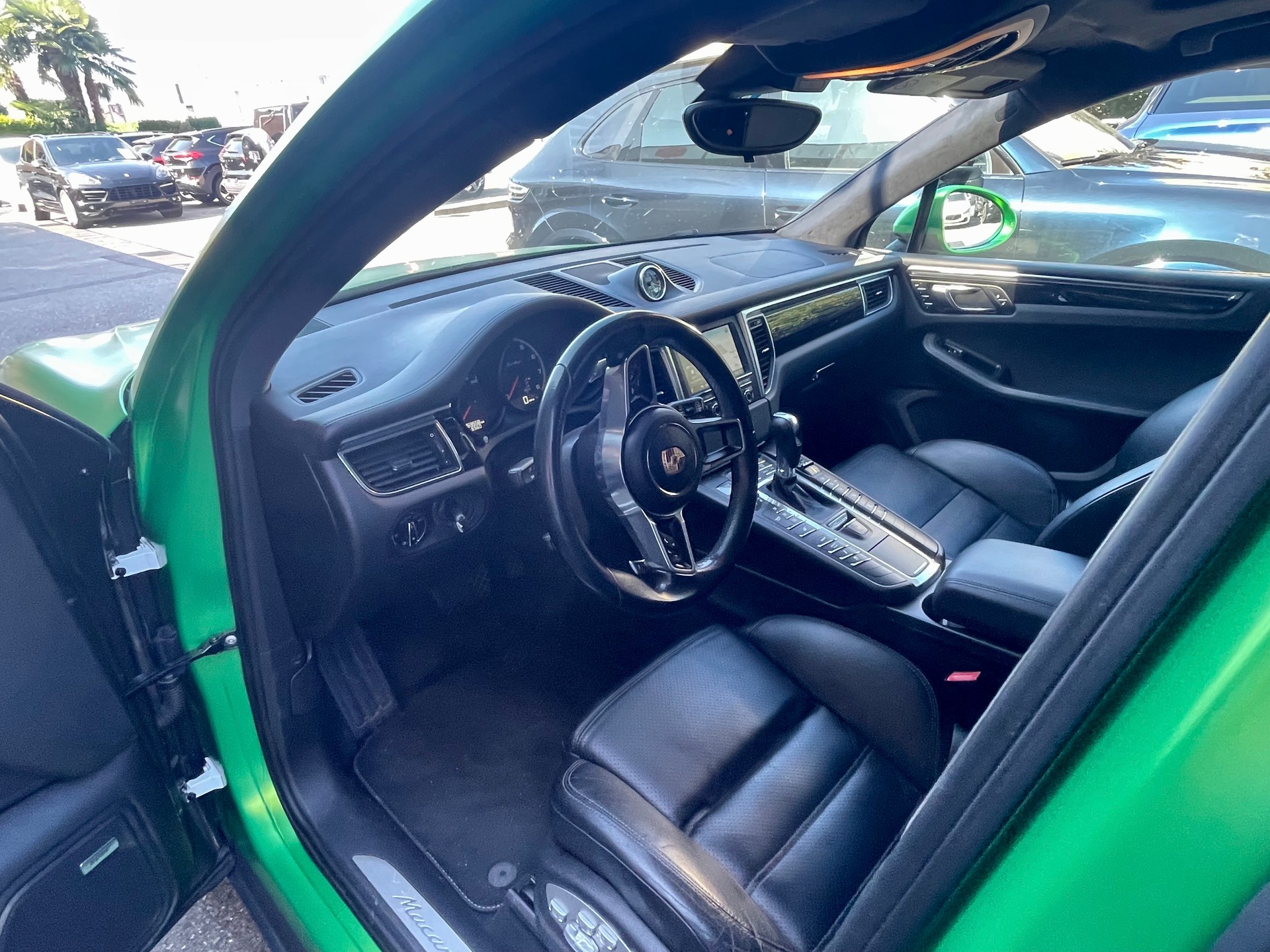 PORSCHE Macan Turbo PDK-image-2