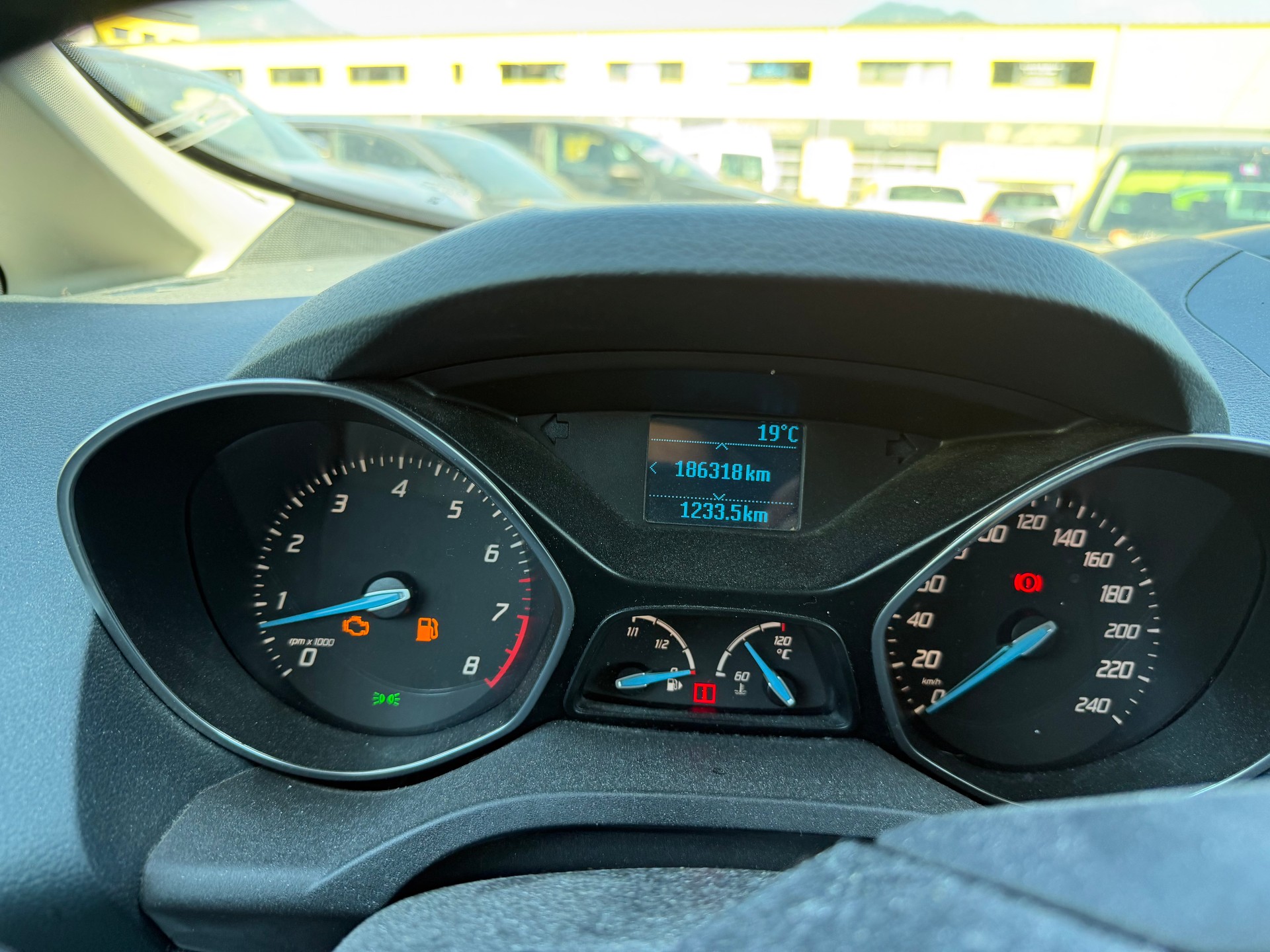 FORD C-Max 1.6 SCTi Titanium-image-10