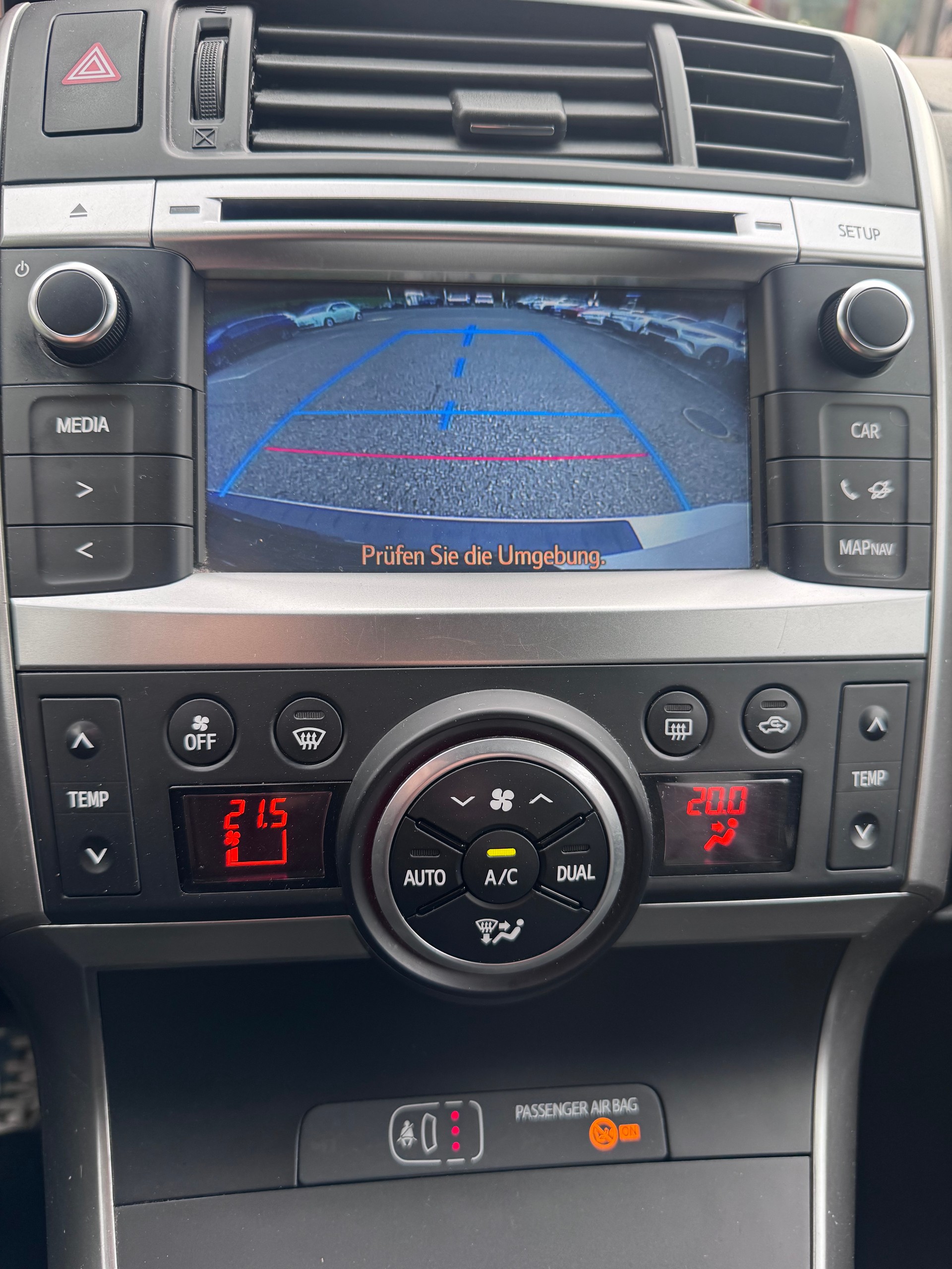 TOYOTA Verso 1.8 Swiss Trend Multidrive S-image-16