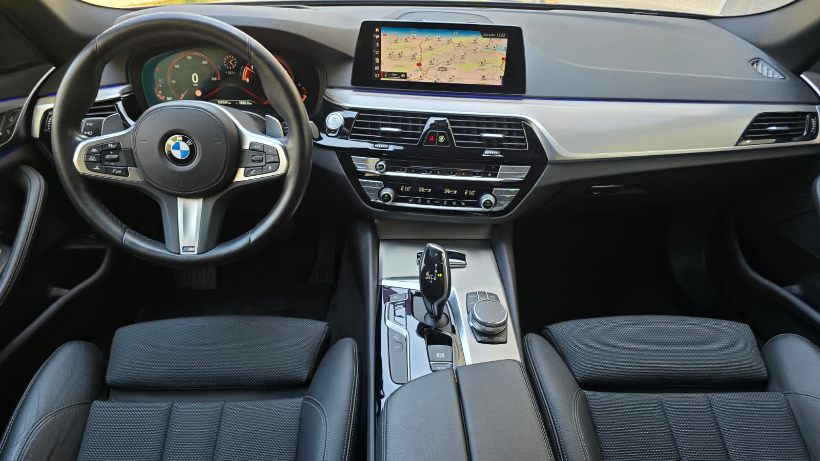 BMW 520d xDrive Touring Sport Line Steptronic| Frisch ab MFK| Ab Service| **Top Ausstatun**|-image-13