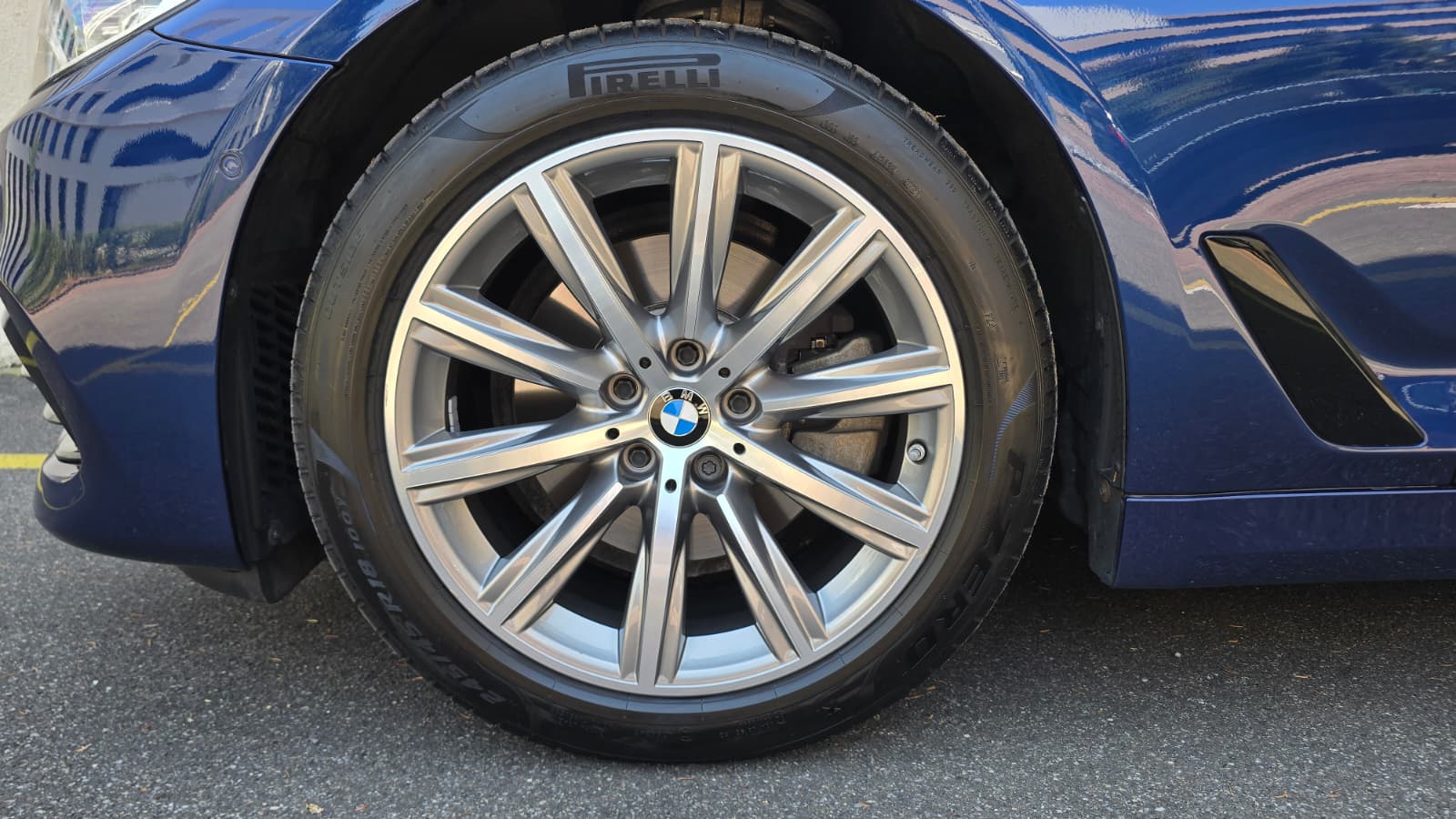 BMW 520d xDrive Touring Sport Line Steptronic| Frisch ab MFK| Ab Service| **Top Ausstatun**|-image-7