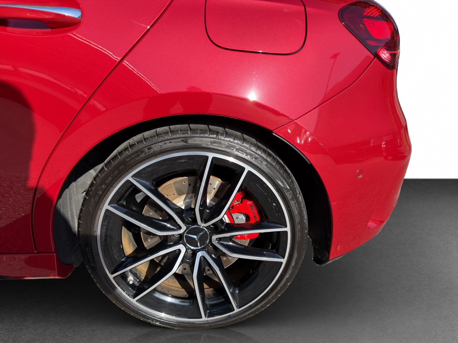 MERCEDES-BENZ A AMG 35 4Matic 8G-DCT-image-21