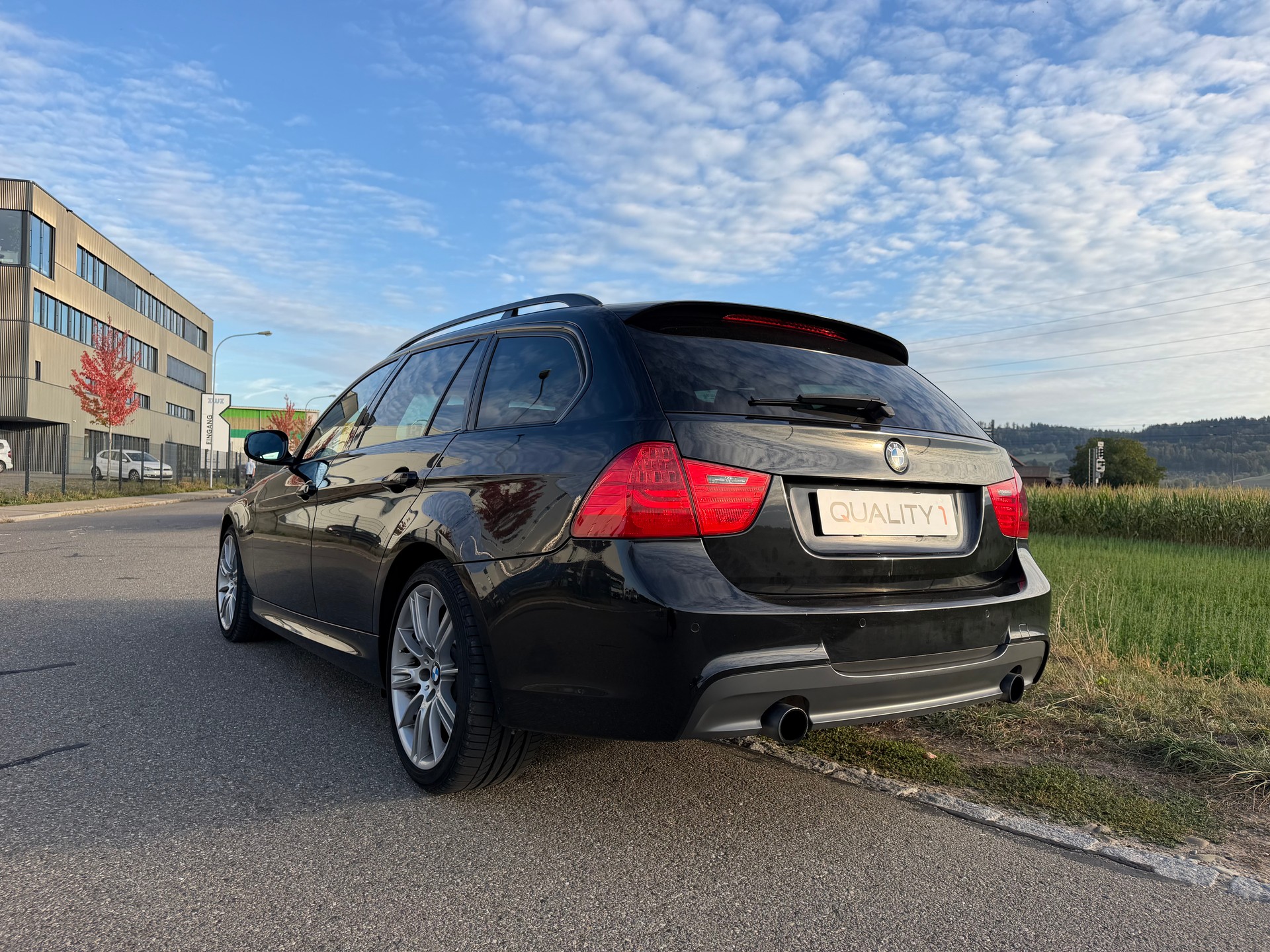 BMW 335i XDrive Touring Steptronic *M-Sportpaket*-image-9