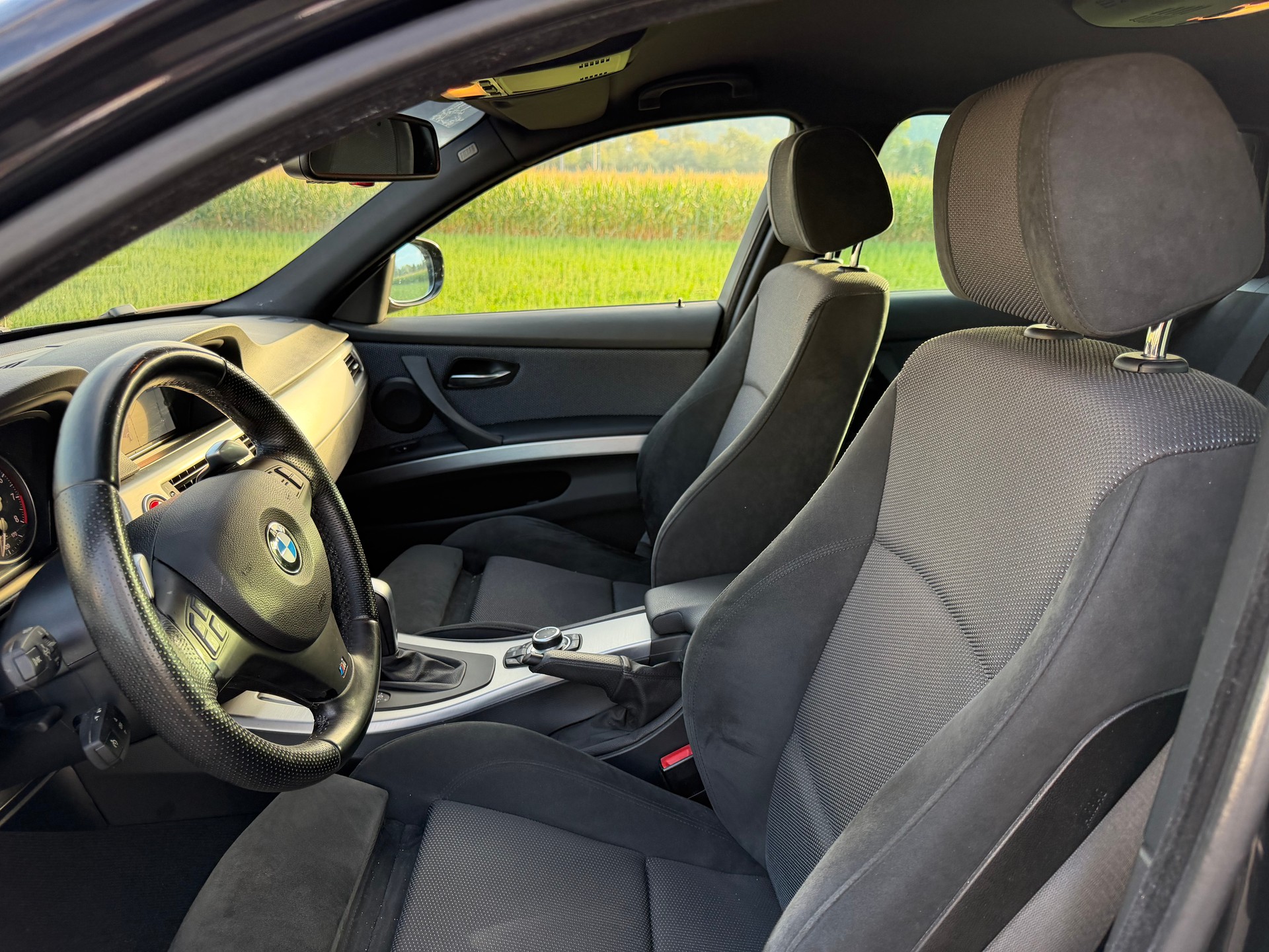 BMW 335i XDrive Touring Steptronic *M-Sportpaket*-image-24