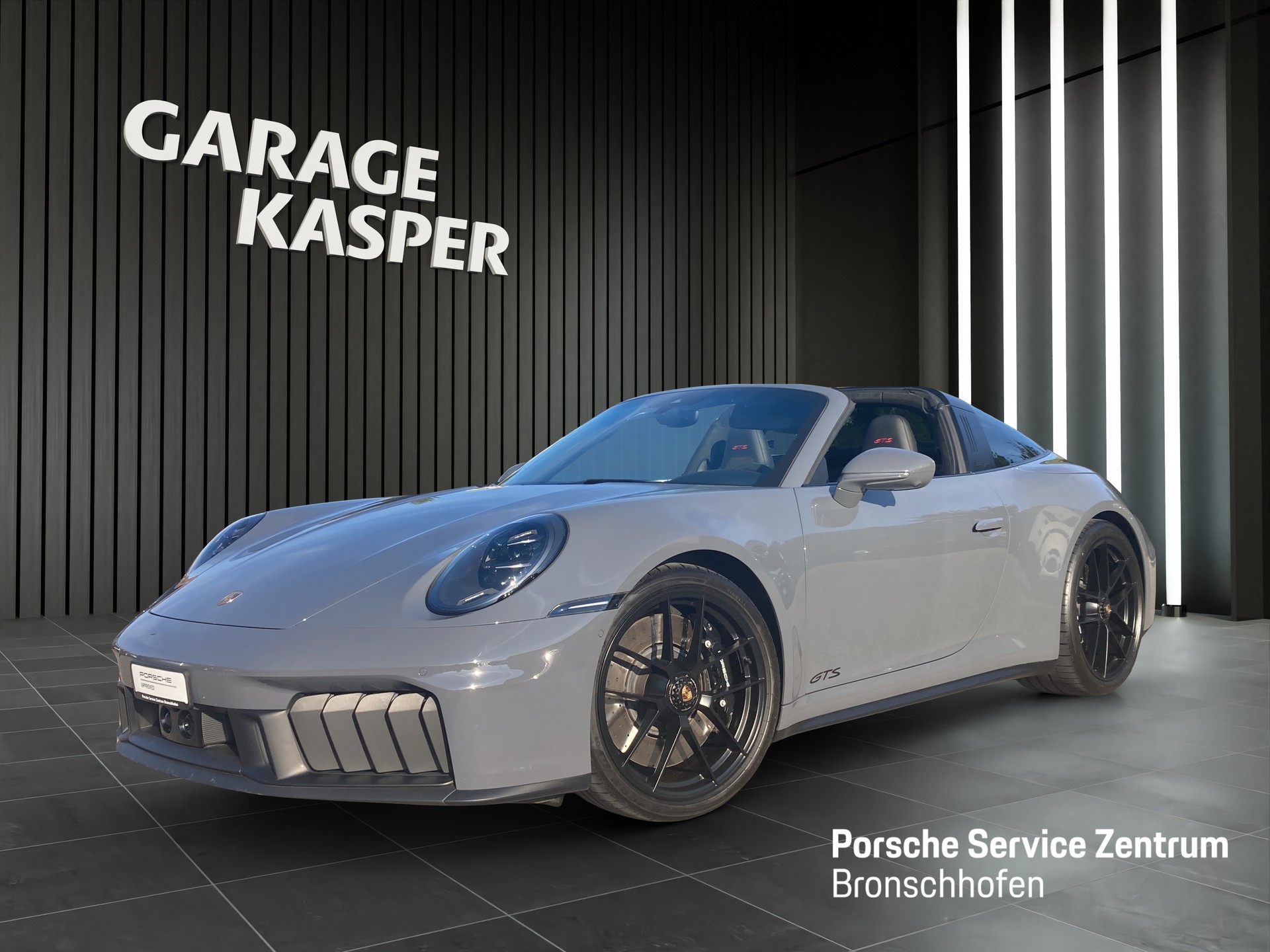 PORSCHE 911 Targa 4 GTS-image-0