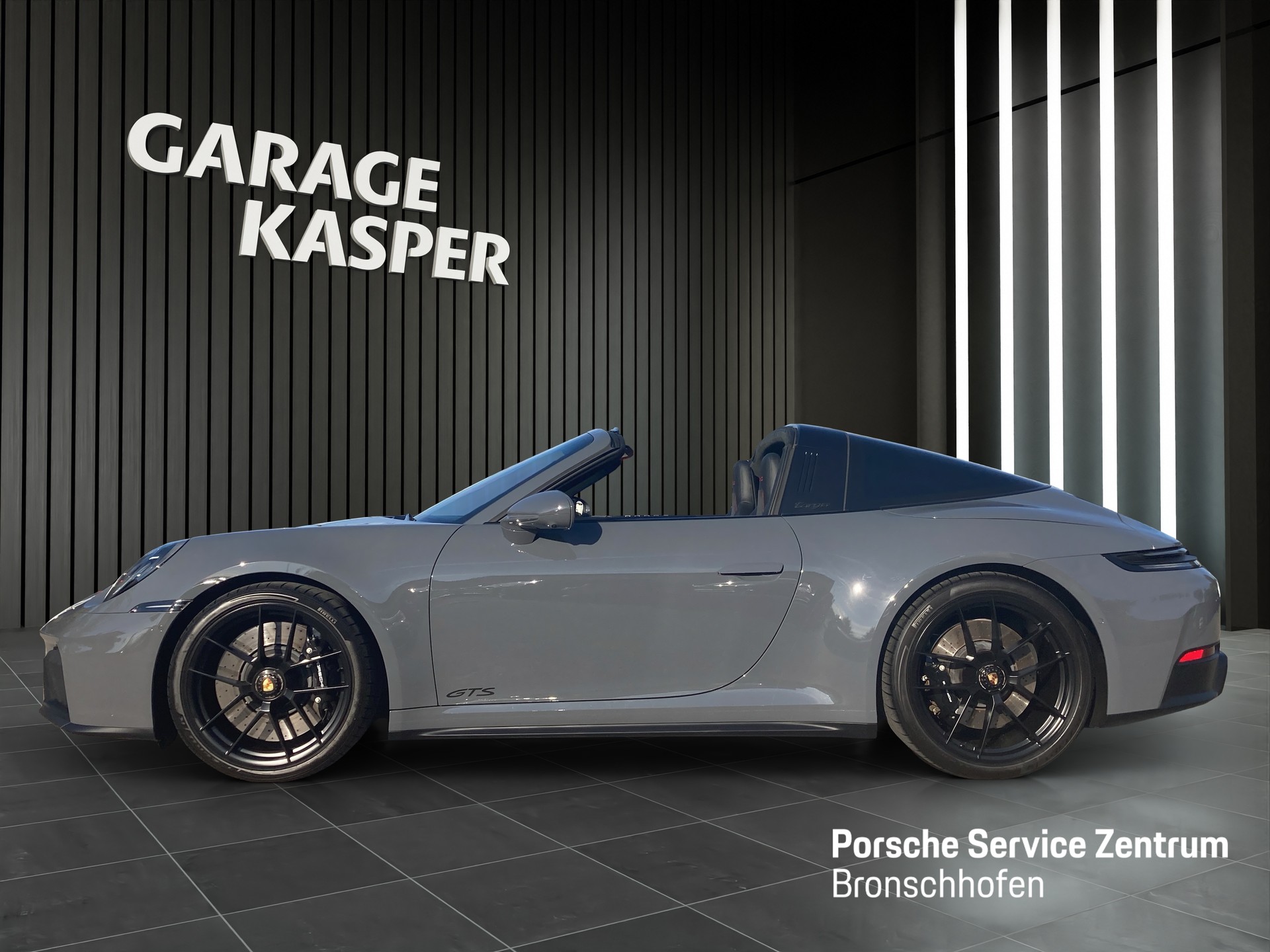 PORSCHE 911 Targa 4 GTS-image-1