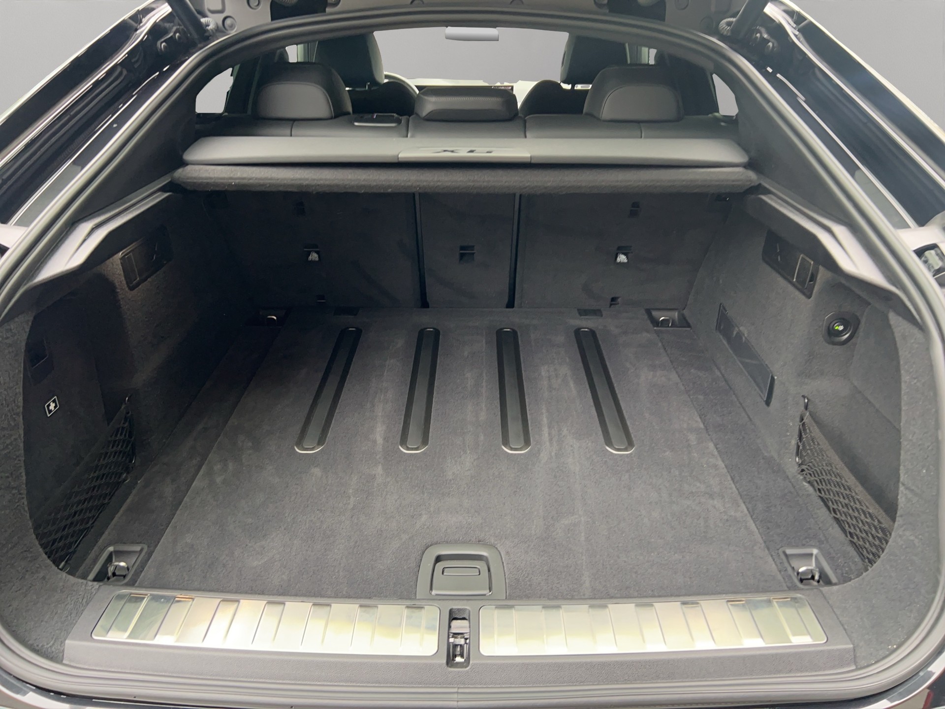 BMW X6 xDrive 48V 40d M Sport Pro Steptronic-image-19