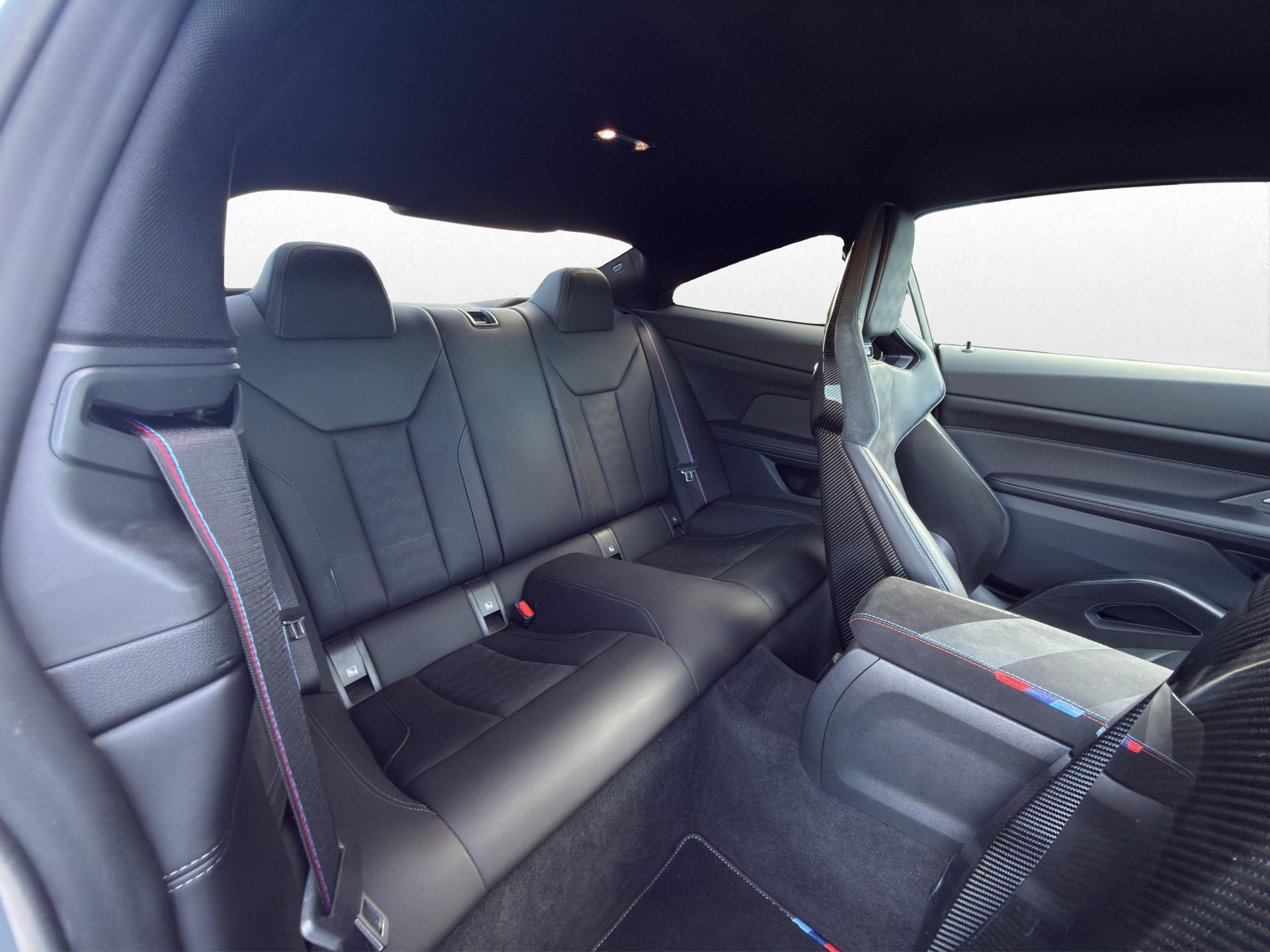 BMW M4 Competition xDrive Coupé * M CARBON SCHALENSITZE * CARBON EXTERIEUR+INTERIEUR * LASERLICHT *-image-31