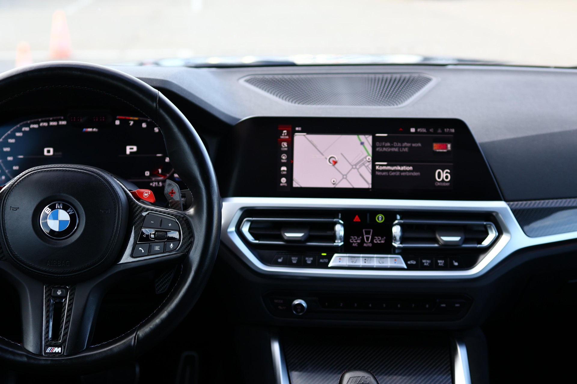 BMW M4 Competition xDrive Coupé * M CARBON SCHALENSITZE * CARBON EXTERIEUR+INTERIEUR * LASERLICHT *-image-21