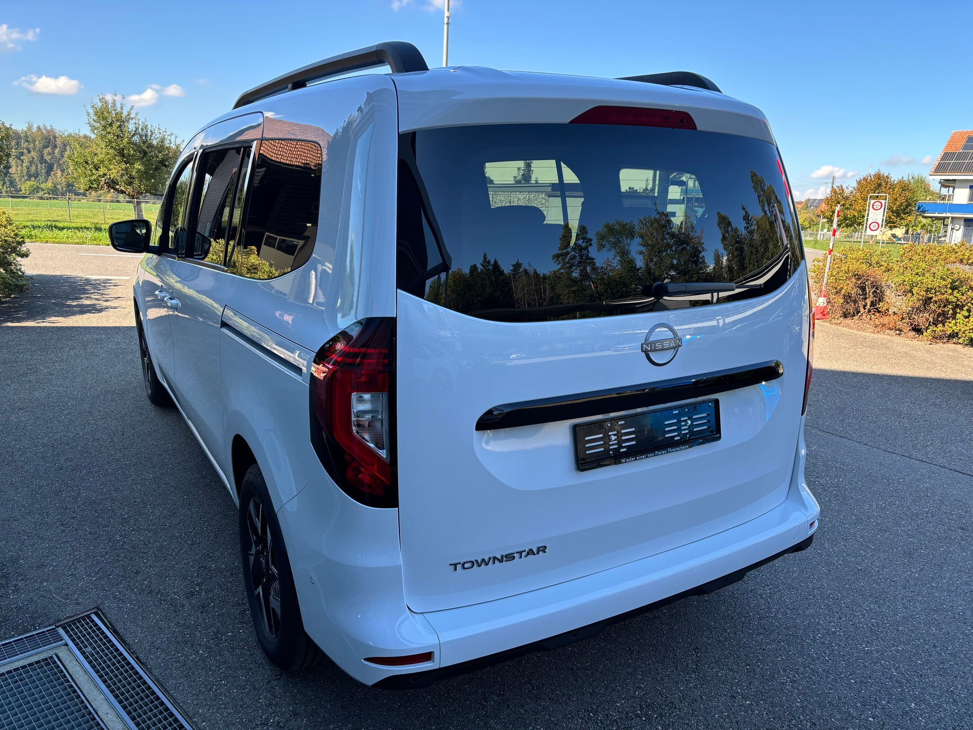NISSAN Townstar Kombi L2 Tekna 7 Plätze Automat-image-2