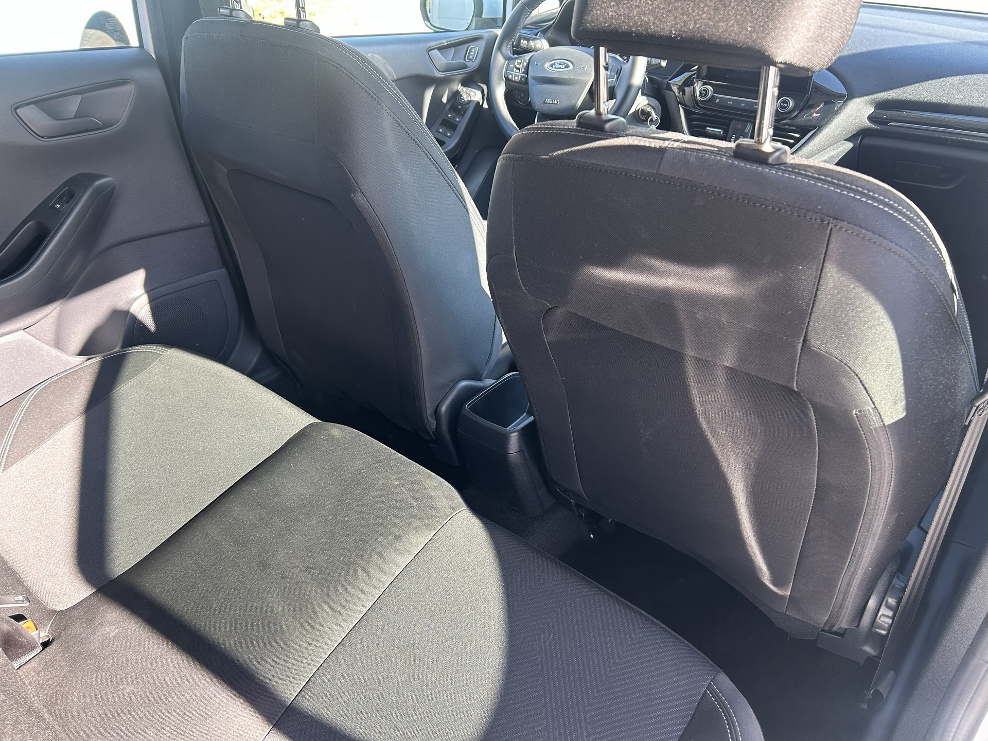 FORD Fiesta 1.0 SCTi Cool & Connect-image-5