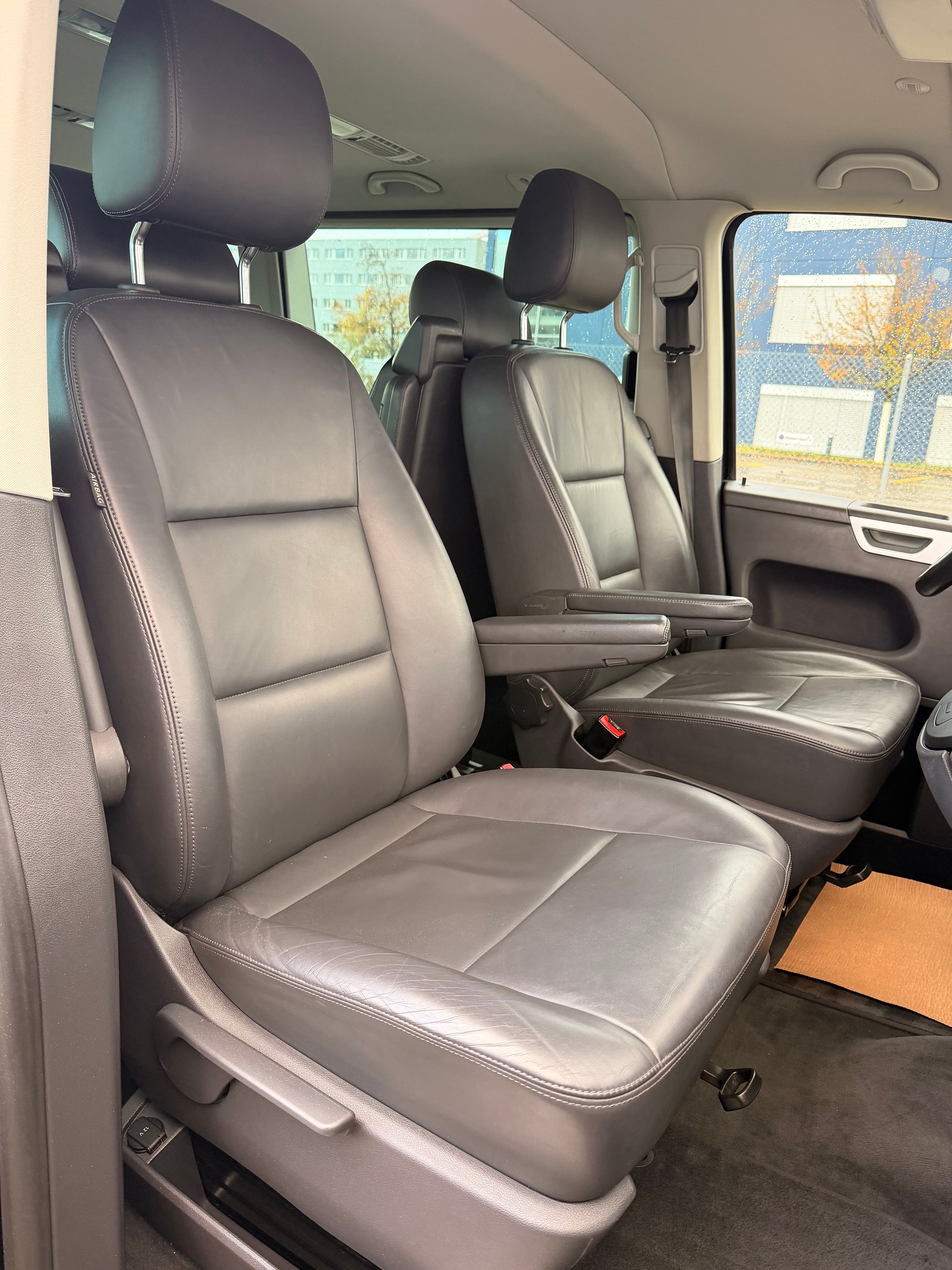 VW T5 Multivan 2.0 Bi-TDI CR Highline 4Motion DSG-image-25