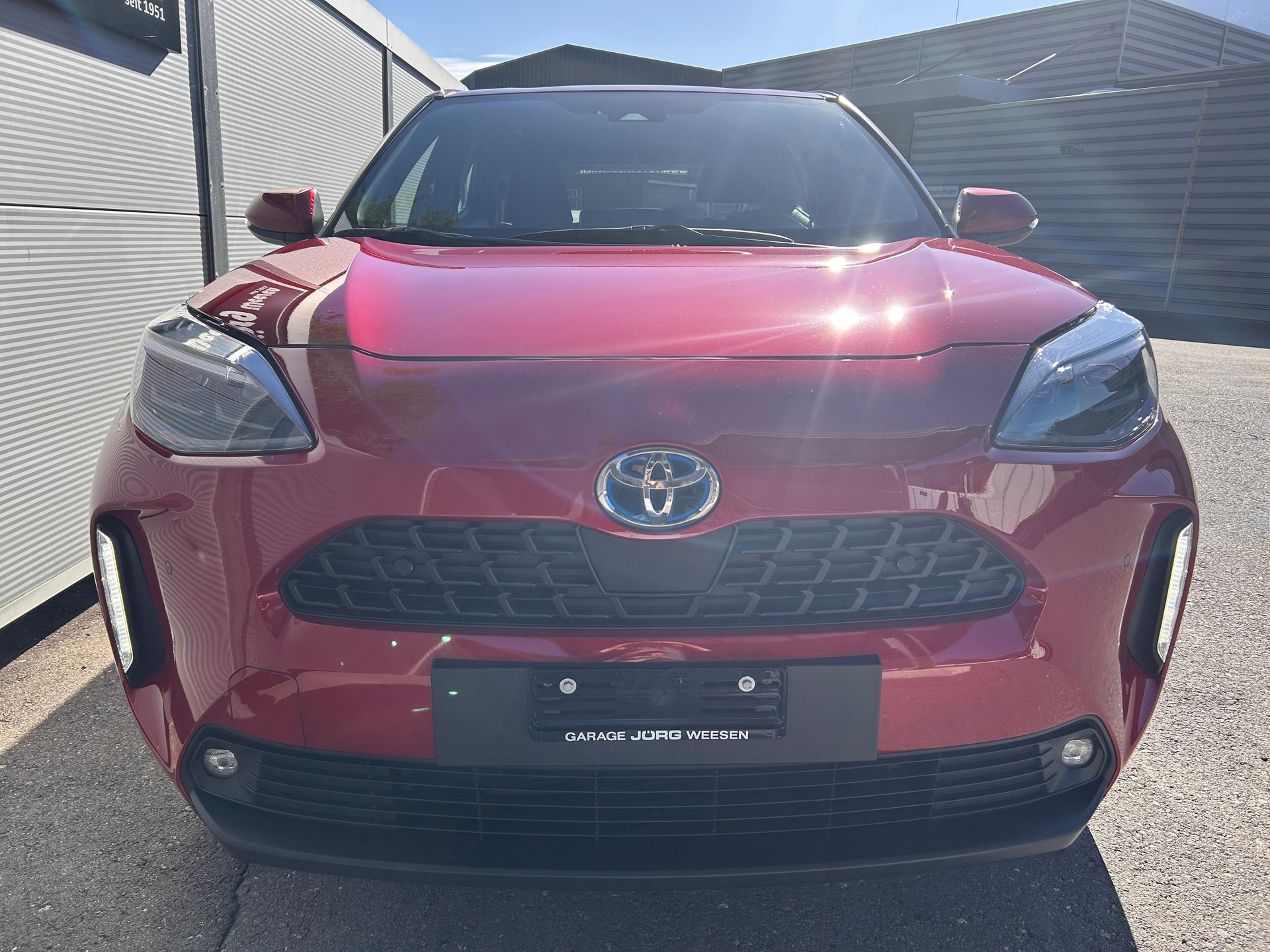 TOYOTA Yaris Cross 1.5 VVT-i HSD Trend AWD-i-image-1