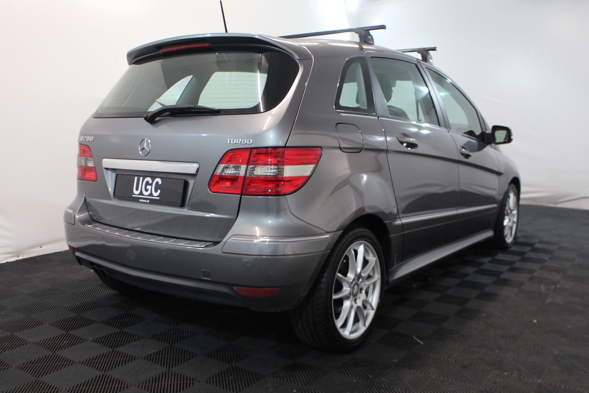 MERCEDES-BENZ B 200 Turbo-image-4