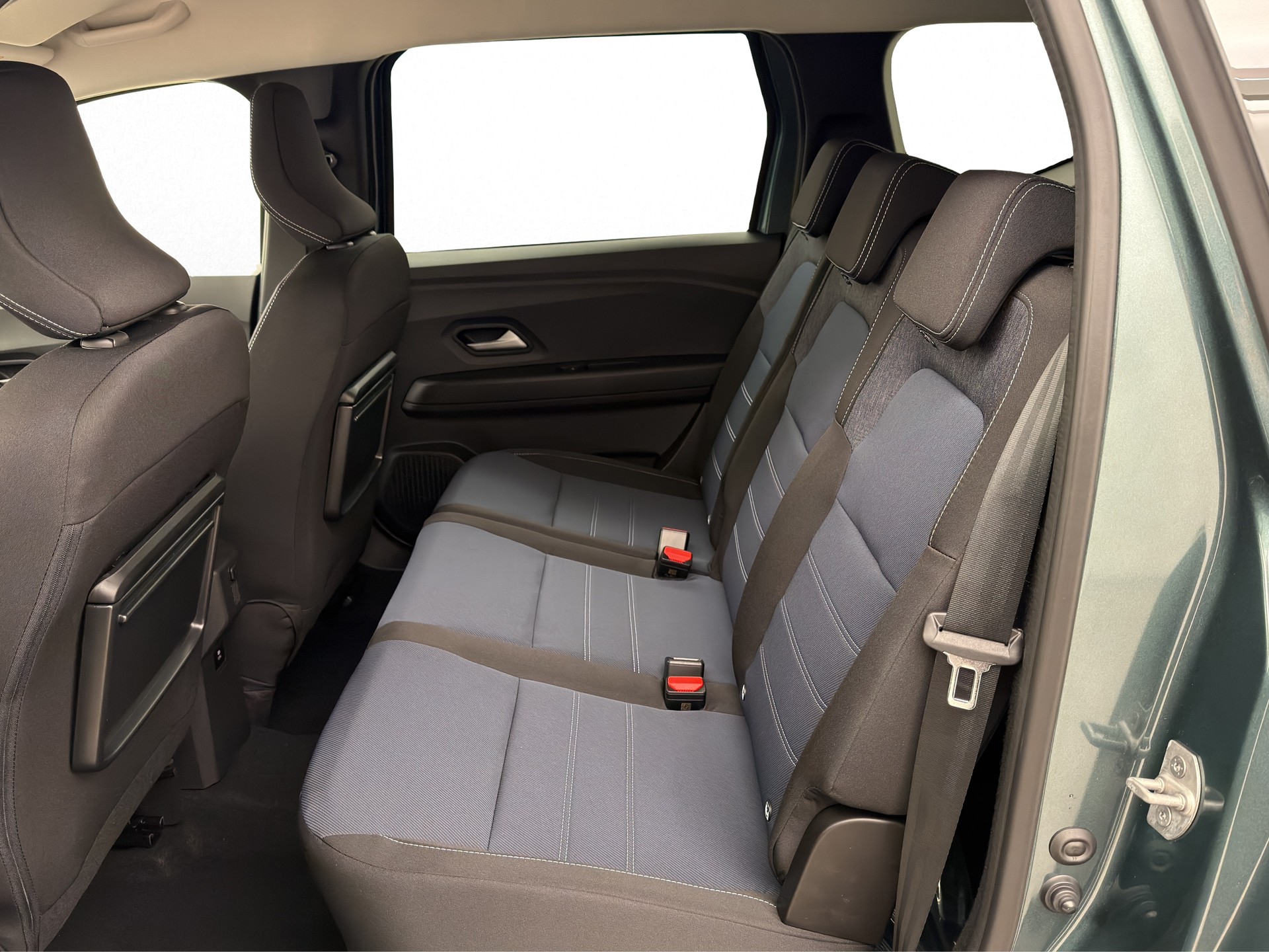 DACIA Jogger 1.8 Hybrid Journey 7P-image-11