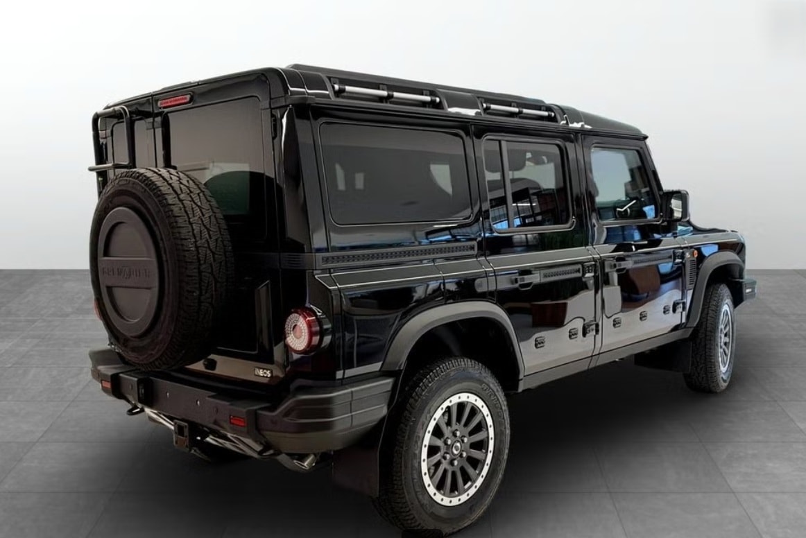 INEOS Grenadier 3.0 Fieldmaster Edition-image-3