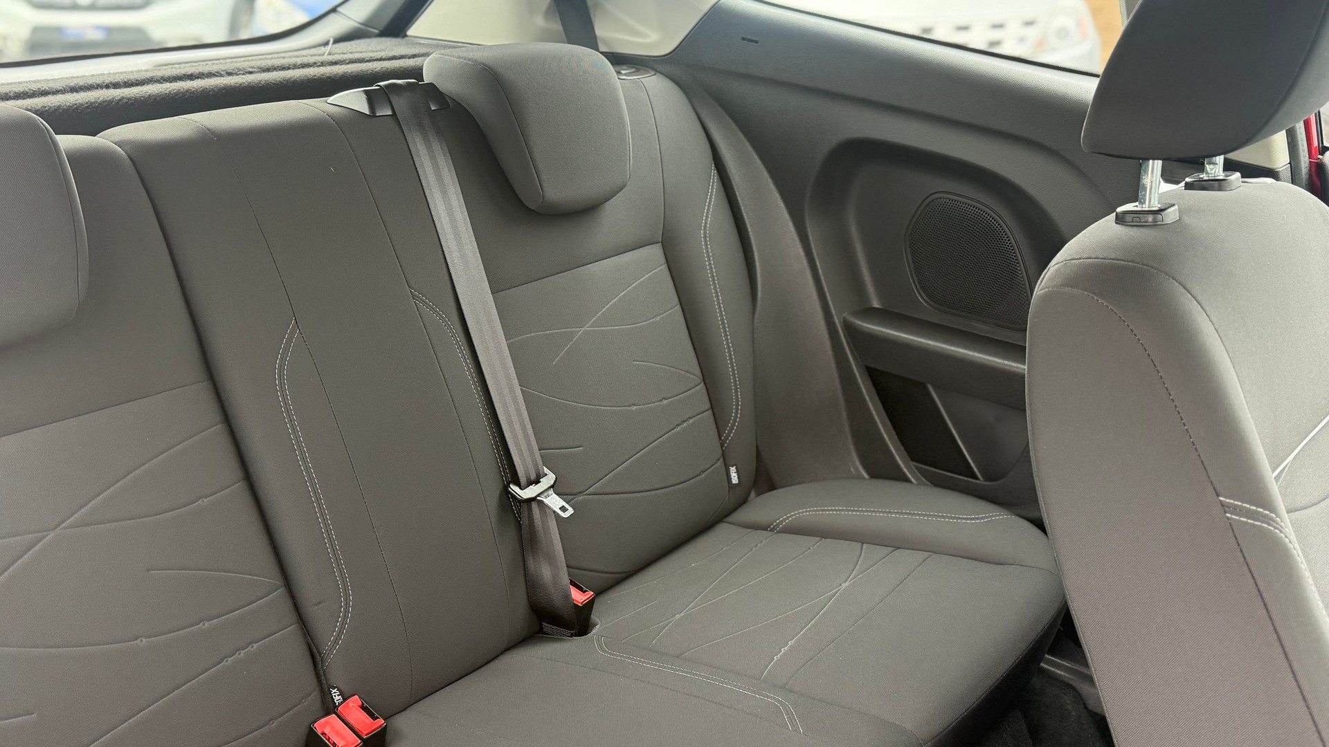 FORD Fiesta 1.0 Trend-image-8