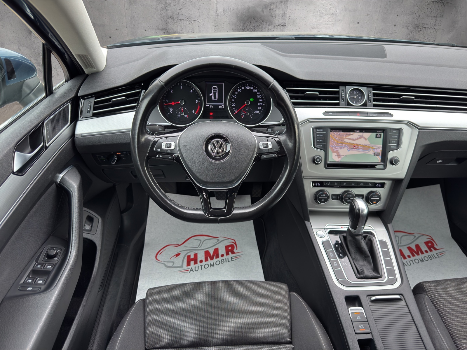 VW Passat Variant 2.0 TDI BMT Comfortline DSG 4Motion-image-11