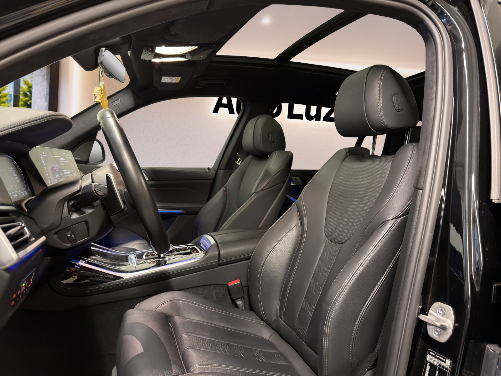 BMW X7 xDrive 48V 40d Steptronic-image-14