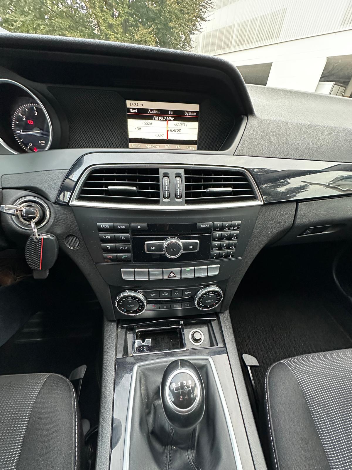 MERCEDES-BENZ C 200 CDI-image-7