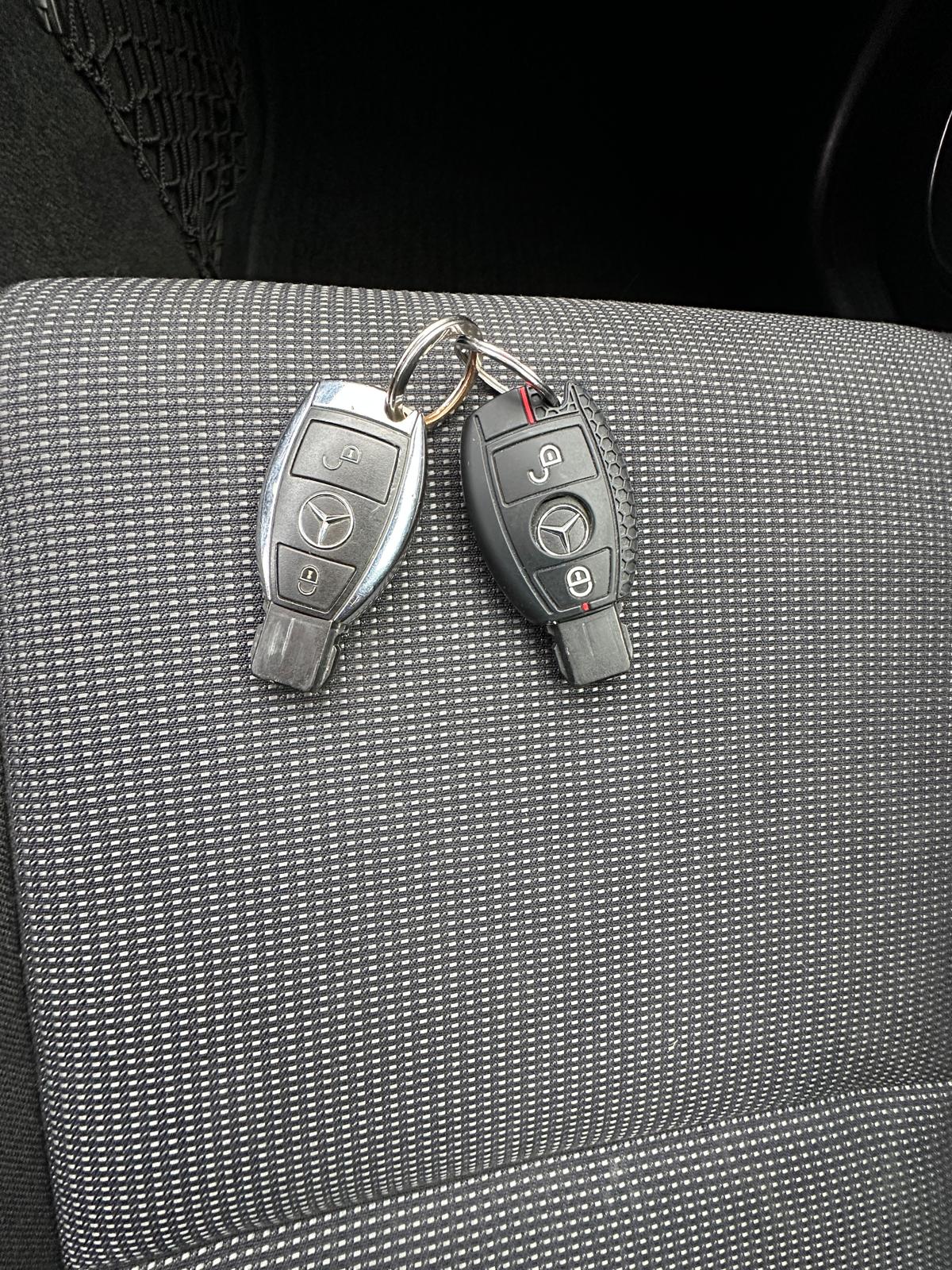 MERCEDES-BENZ C 200 CDI-image-9