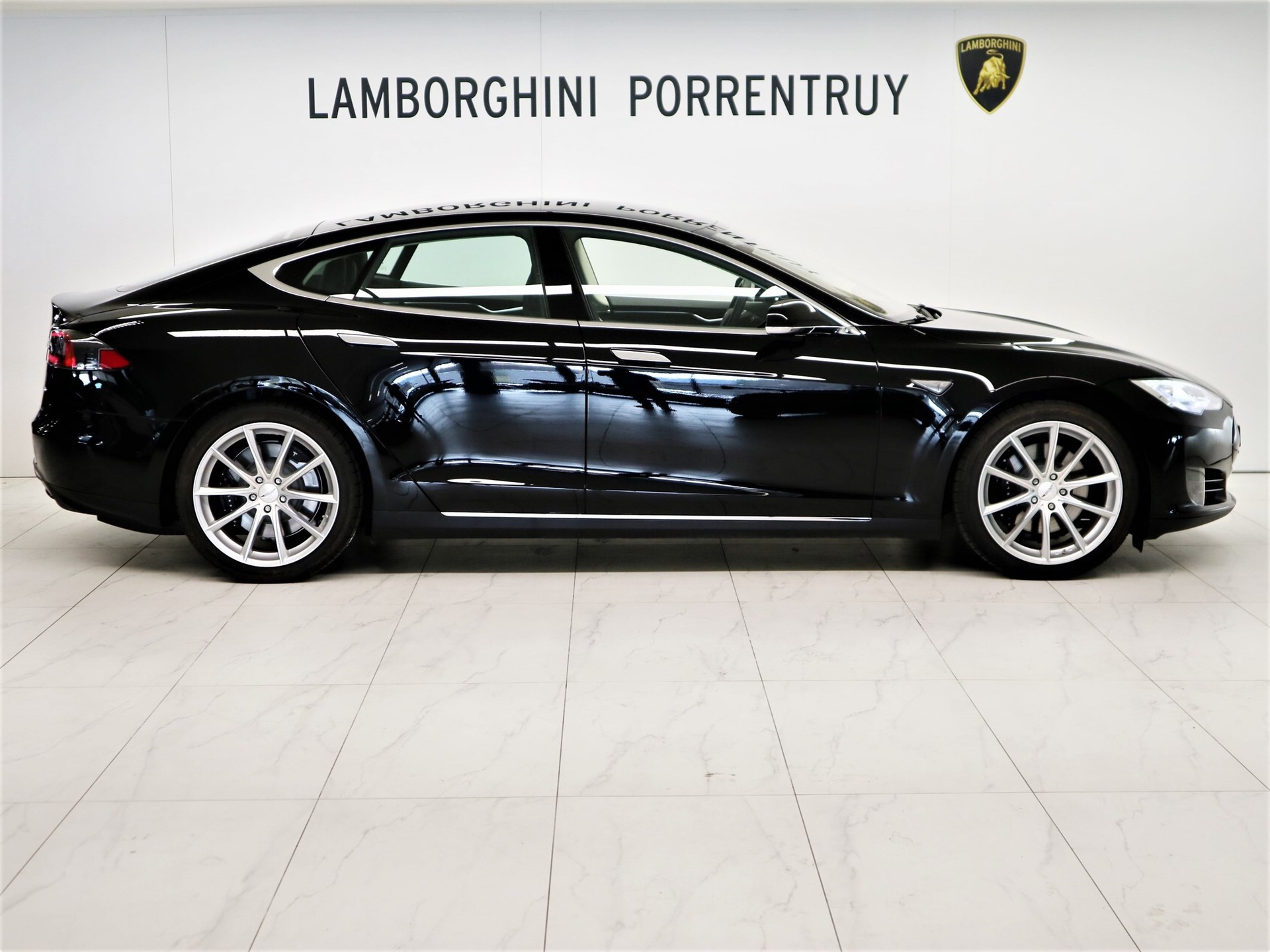 TESLA Model S 70 D-image-1