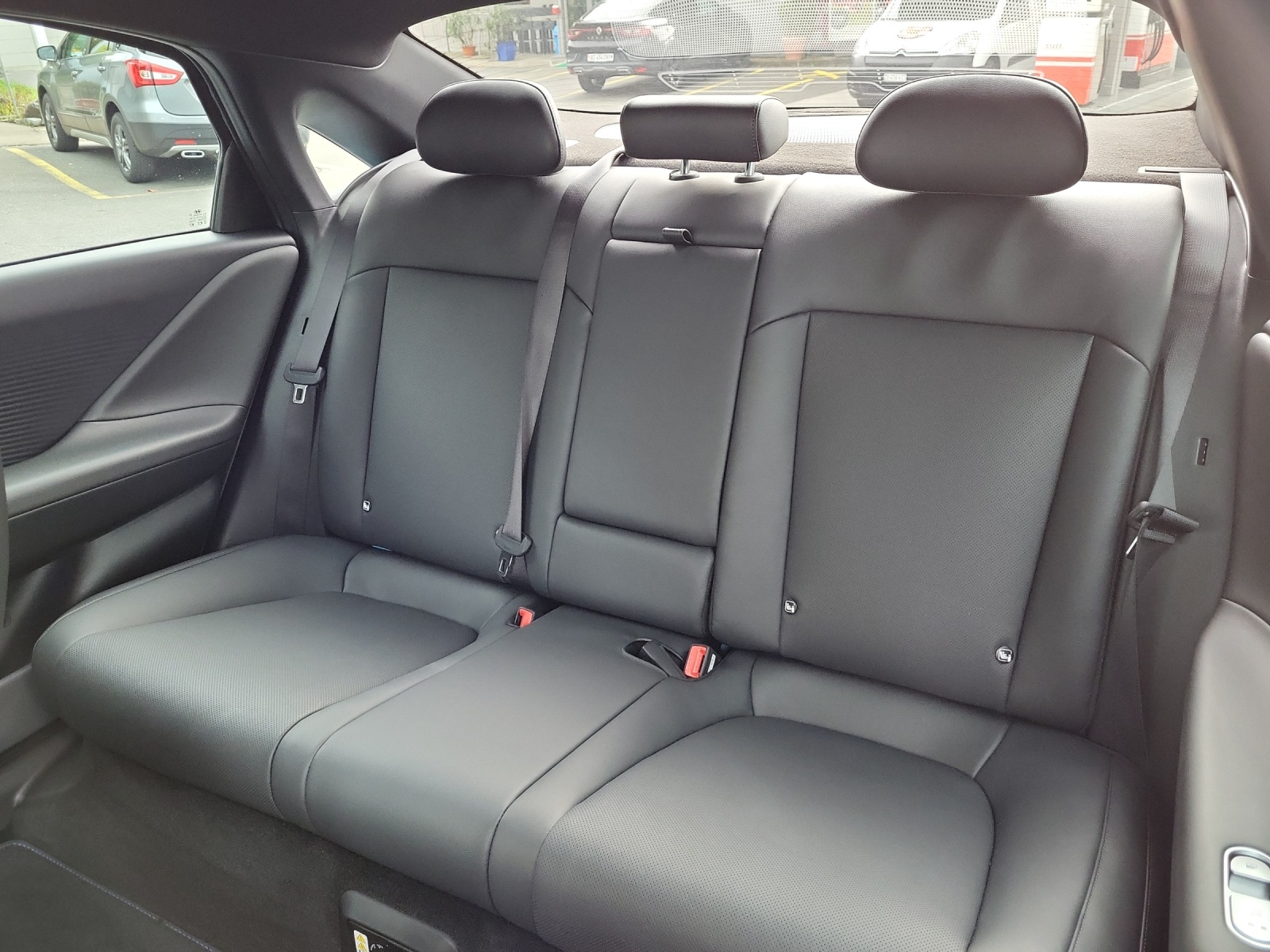 HYUNDAI Ioniq 6 Launch Edition 4WD-image-6