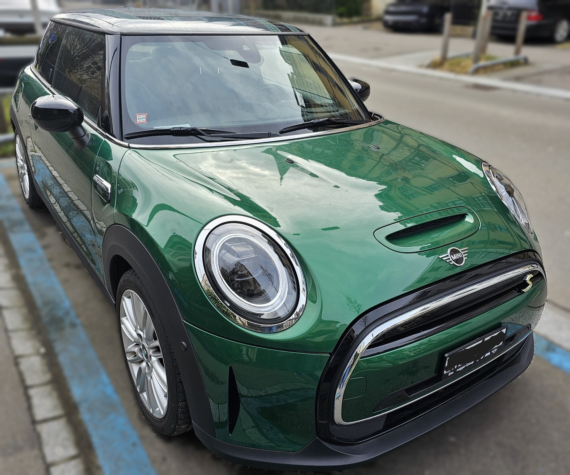 MINI Cooper SE Mosaert Edition-image-0