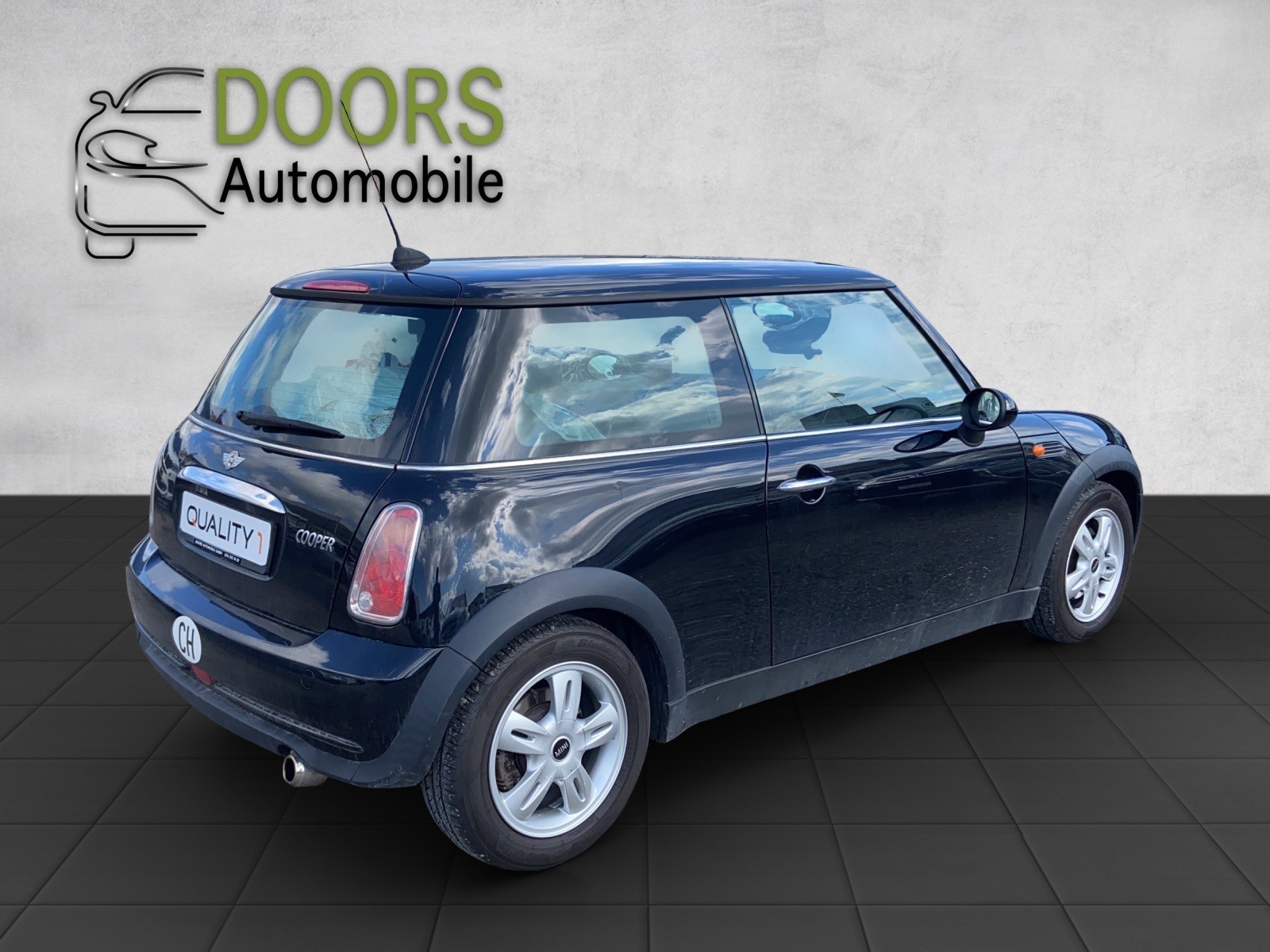 MINI Mini Cooper-image-3
