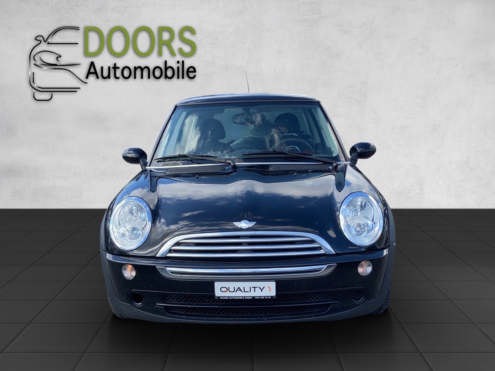 MINI Mini Cooper-image-1