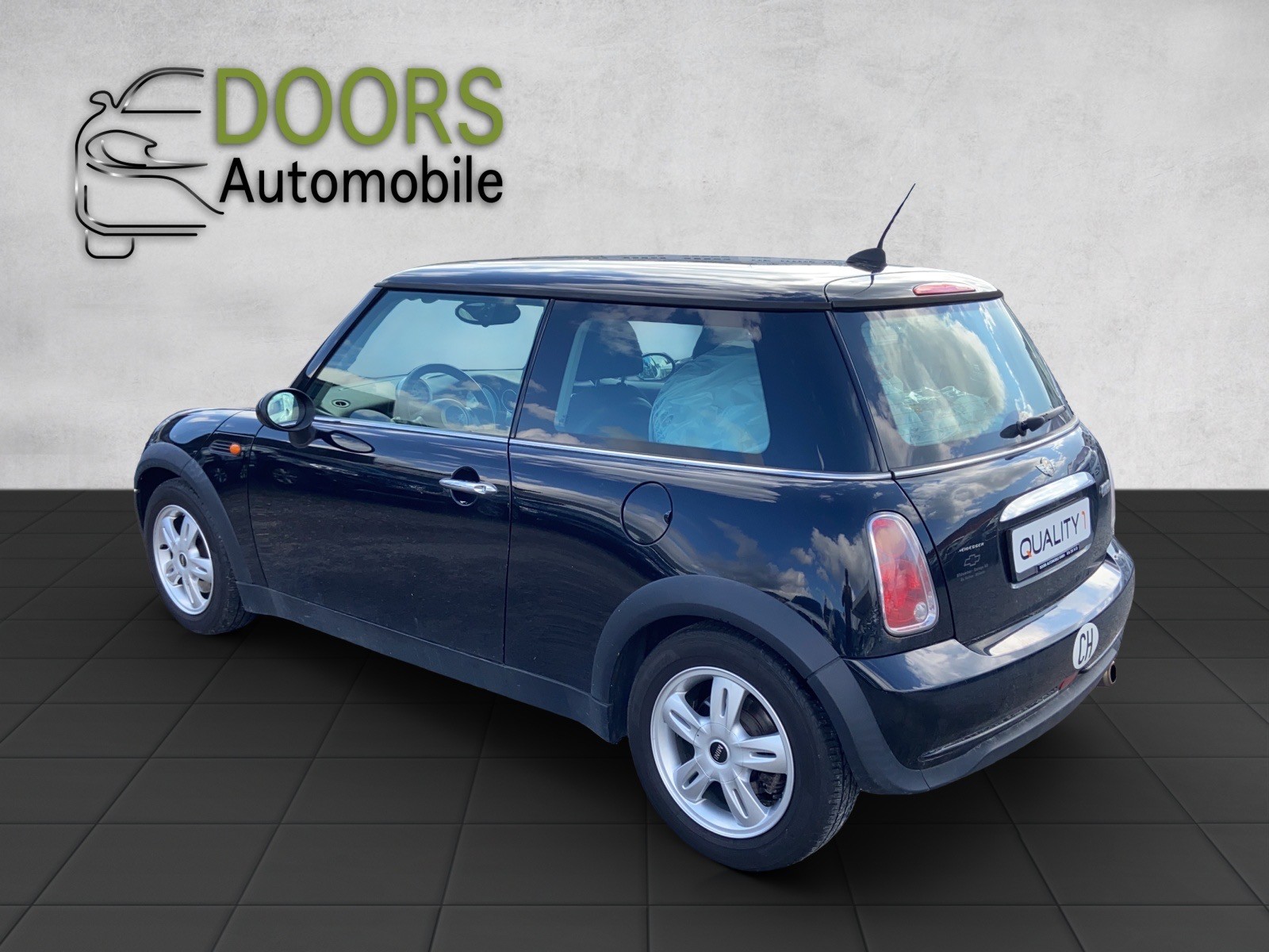 MINI Mini Cooper-image-5