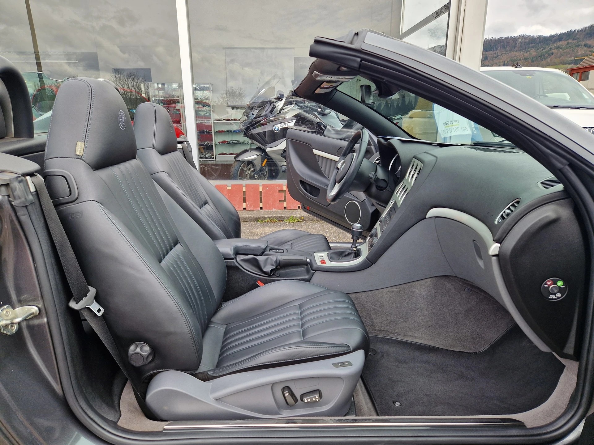 ALFA ROMEO Spider 3.2 JTS Q4-image-10