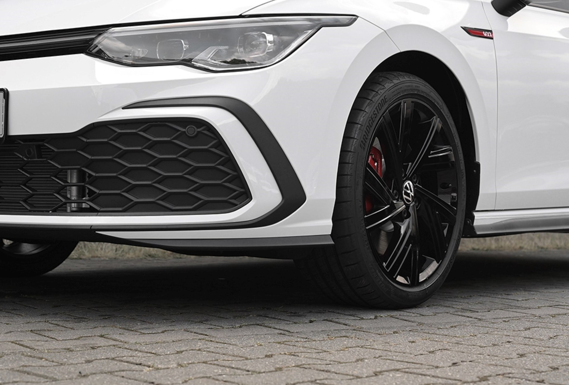 VW Golf 2.0 TSI GTI DSG-image-13