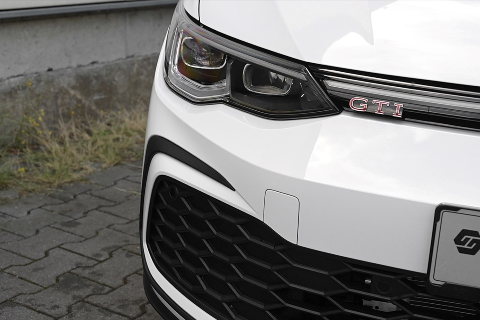 VW Golf 2.0 TSI GTI DSG-image-14