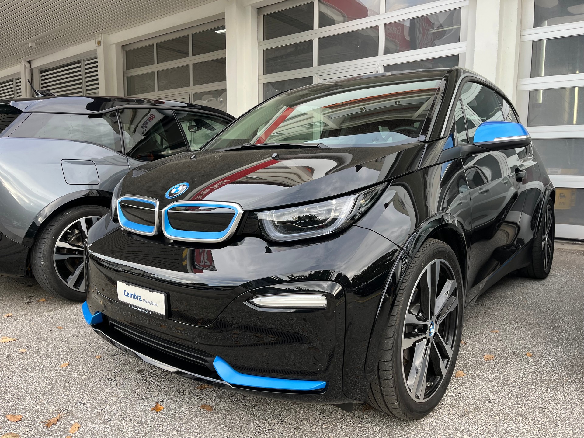 BMW i3s (120Ah)-image-1