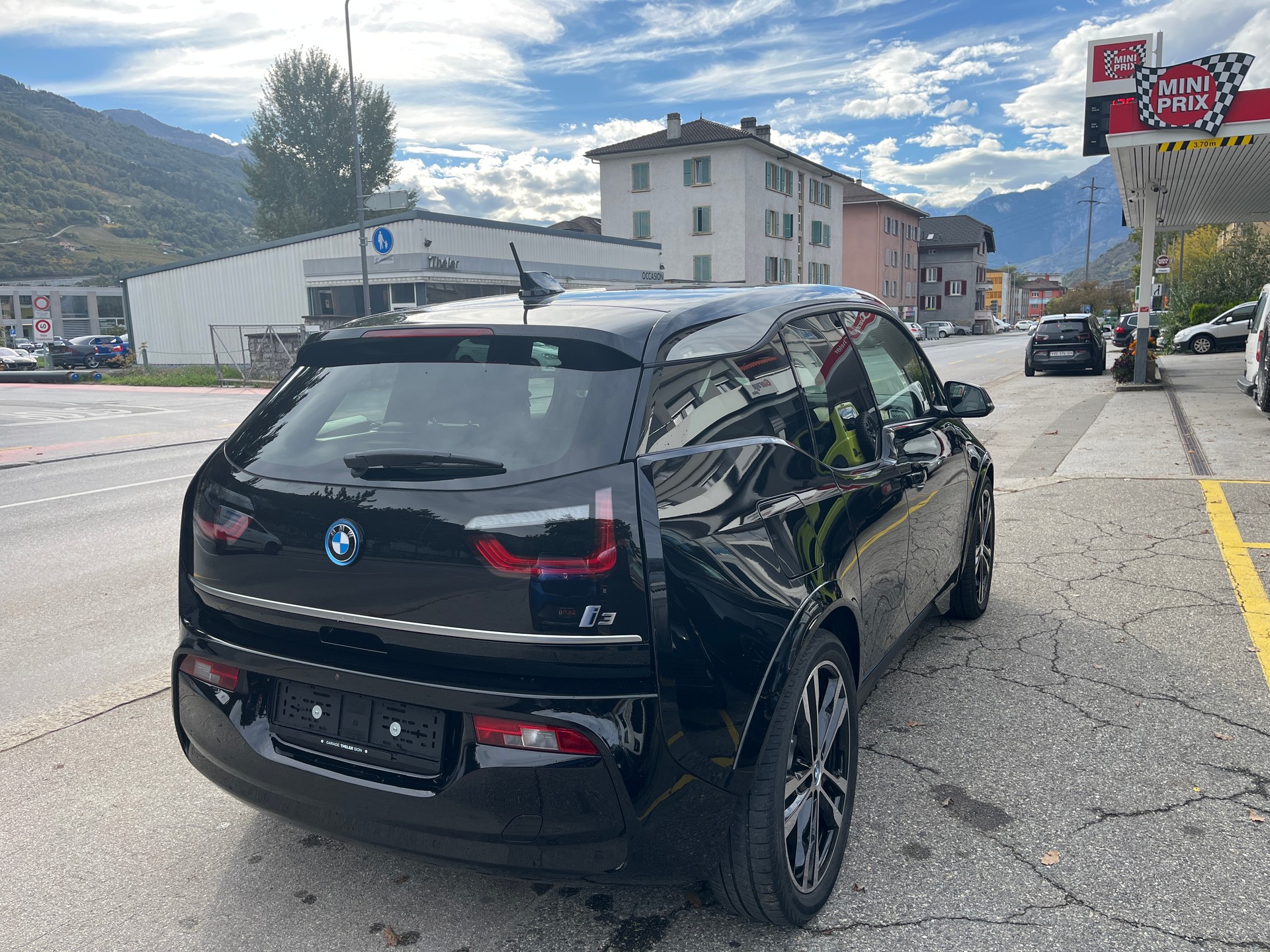 BMW i3s (120Ah)-image-3