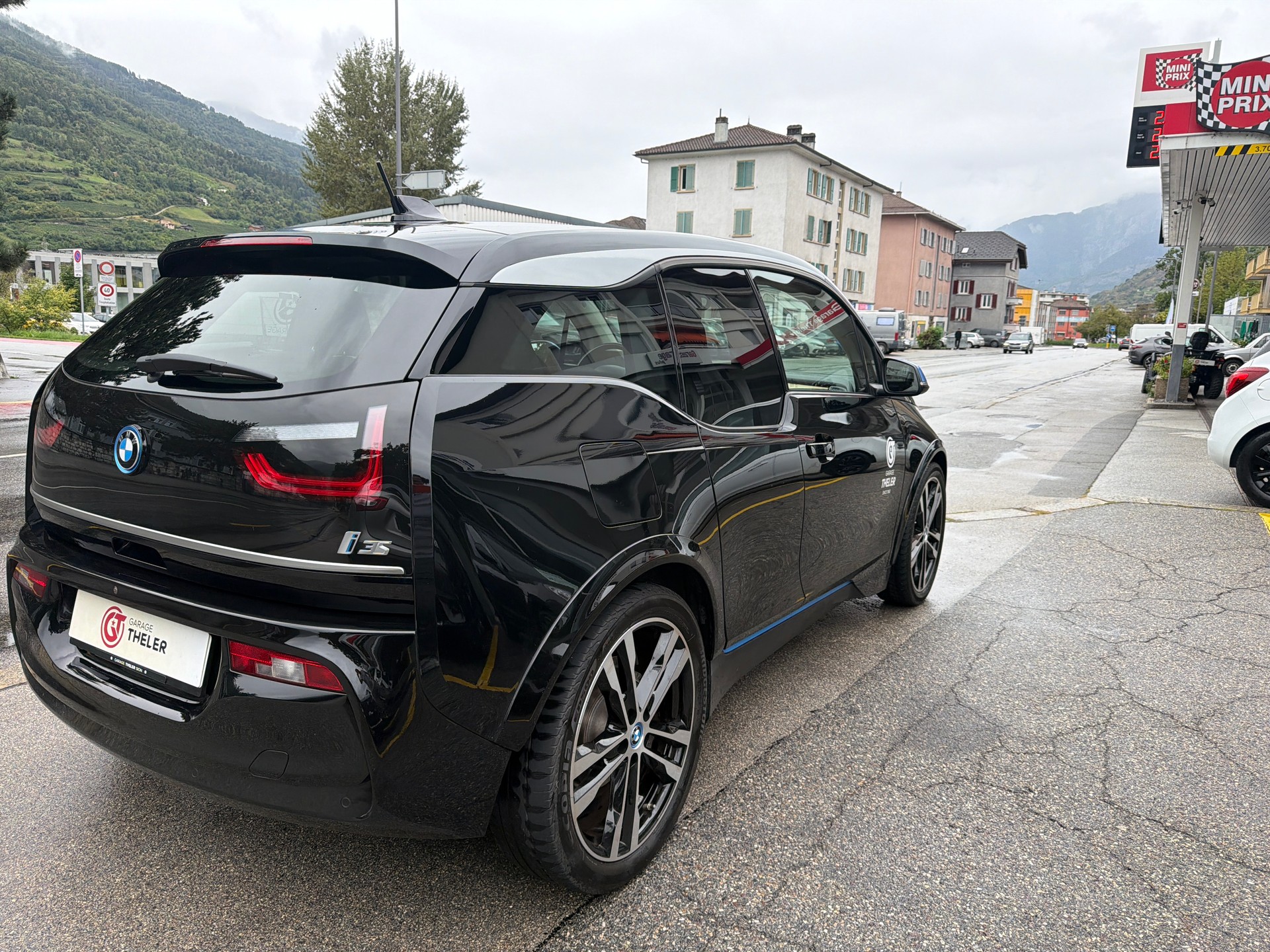 BMW i3s (120Ah)-image-9